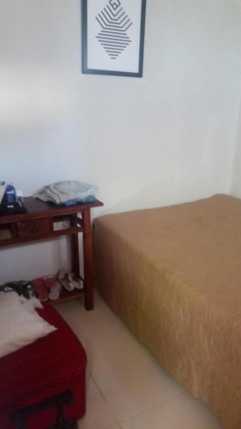 Queen Room with Shared Bathroom photo 1