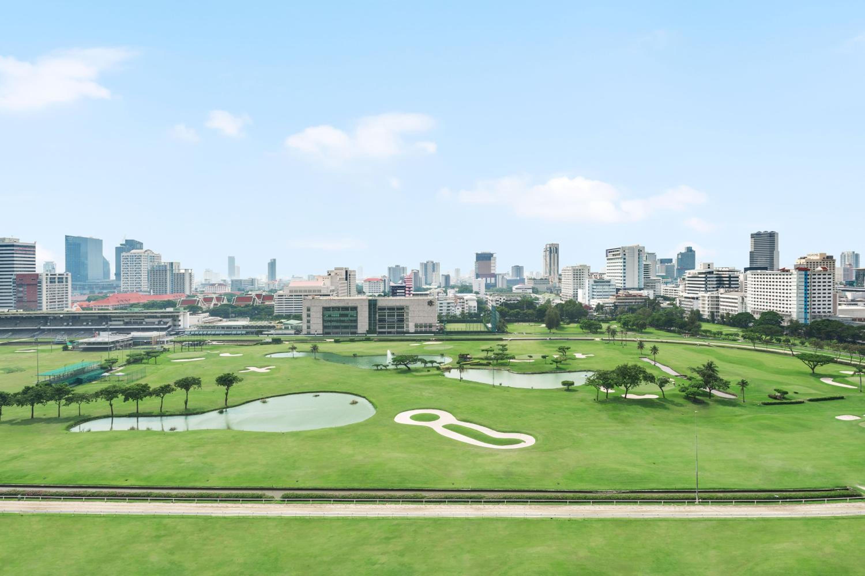 St. Regis Suite 1 Bedroom Suite, Golf Course View, High Floor