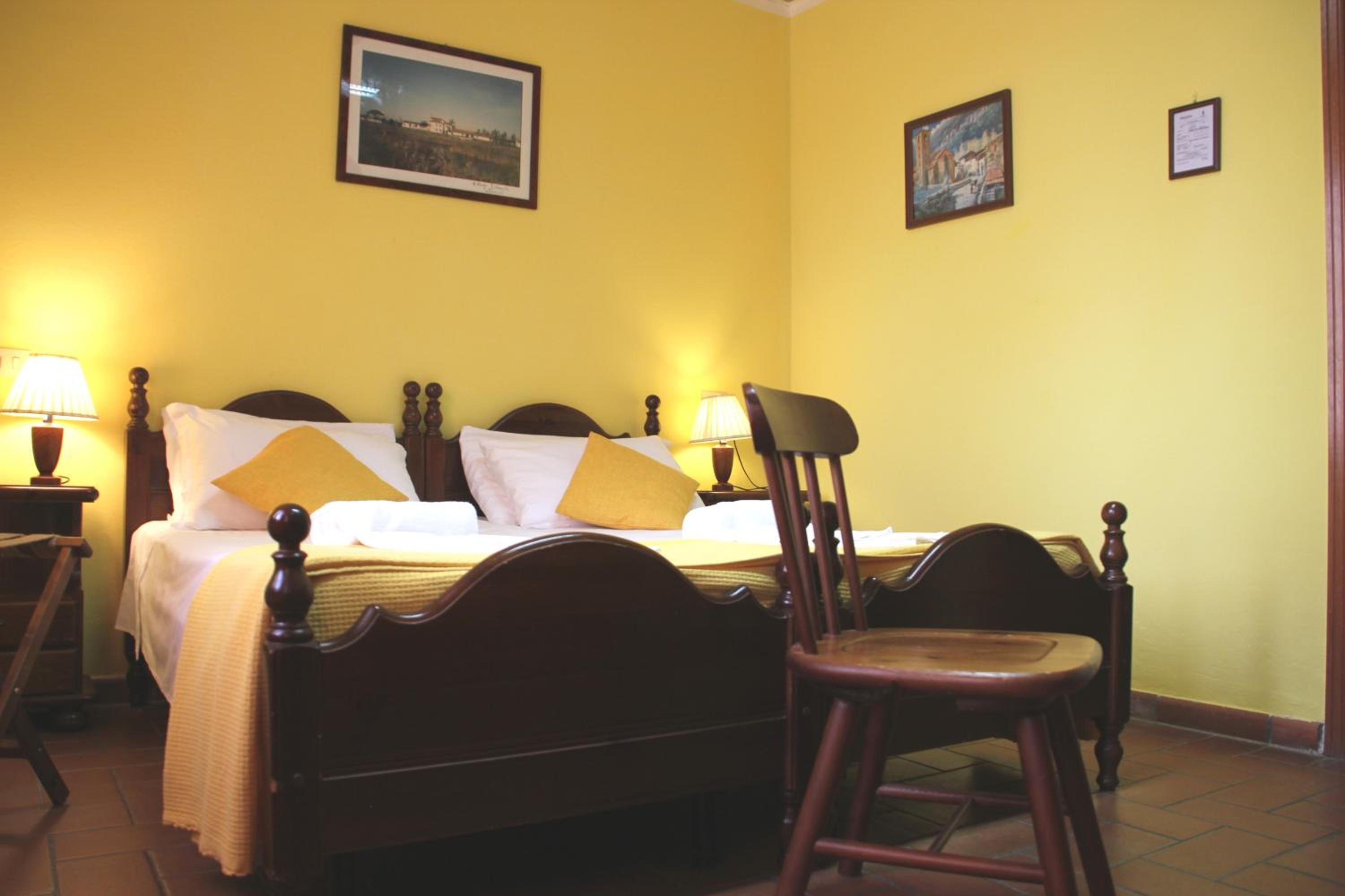 Double Room - Photo 4
