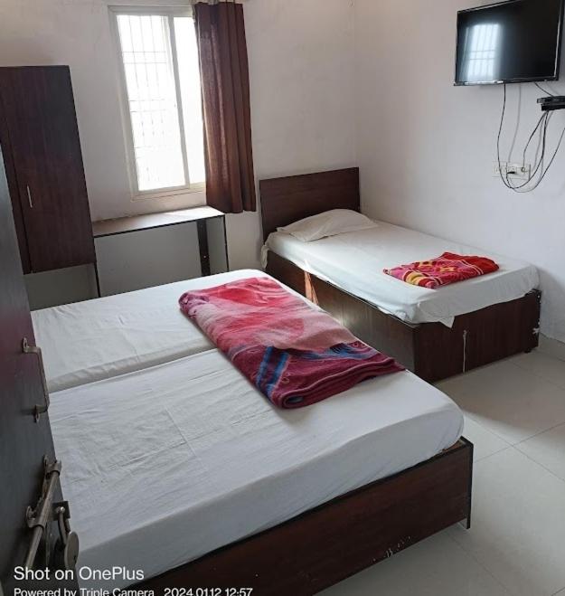 Budget Triple Room photo 2