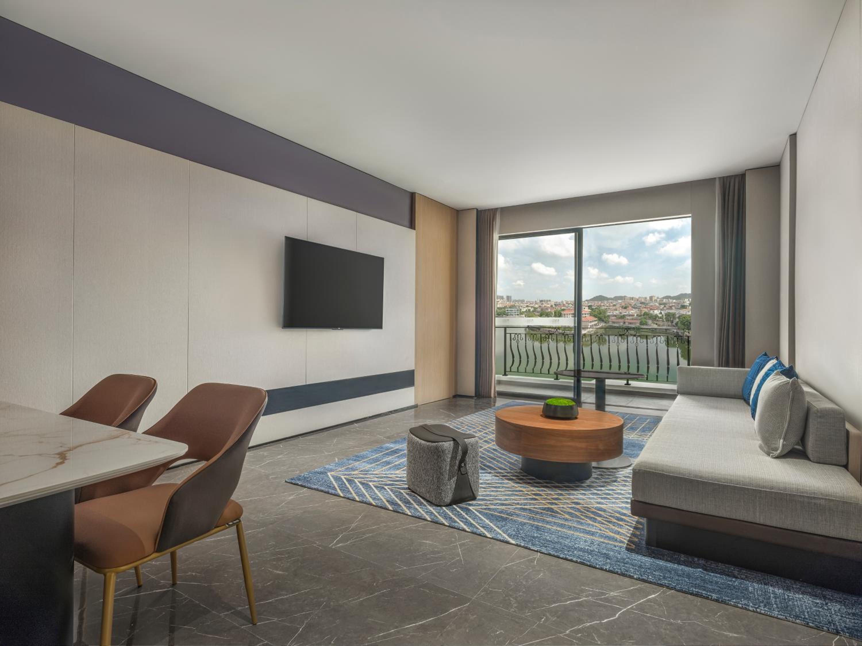 Standard Suite photo 2