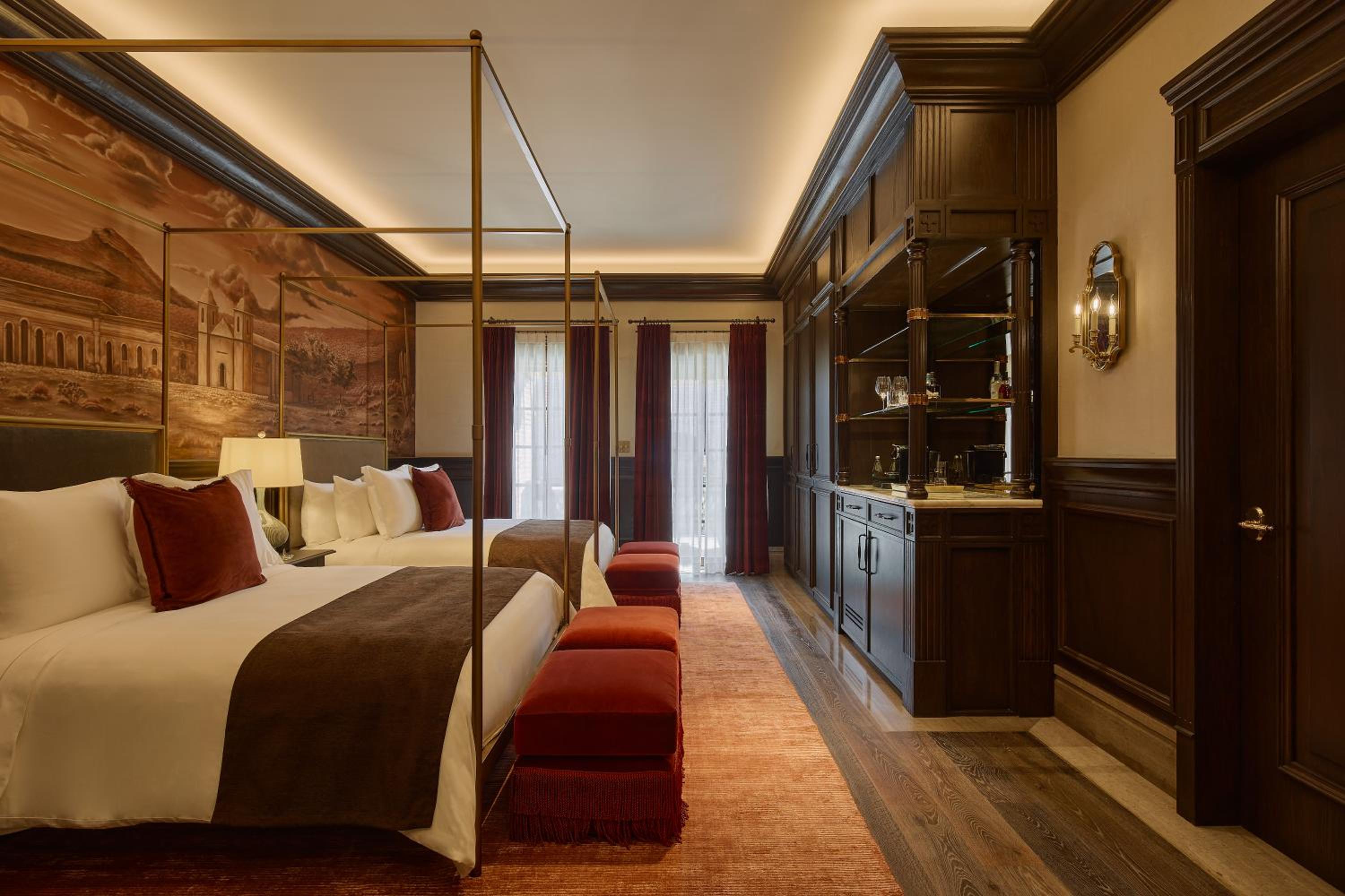 Deluxe Junior Suite