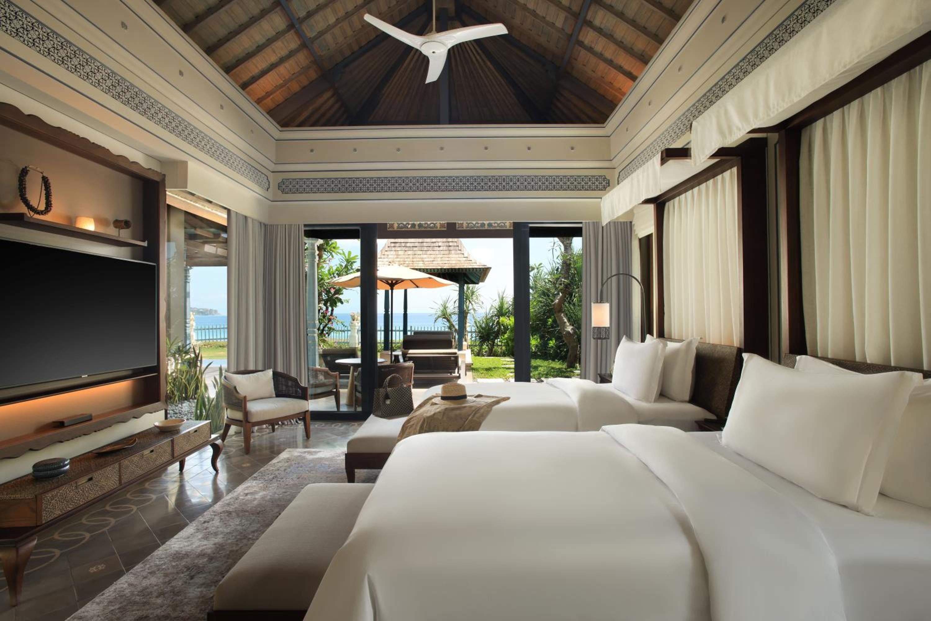 Two Bedroom Oceanfront Villa with Private Pool   - Complimentary airport transfers and dedicated butler service - Photo 5
