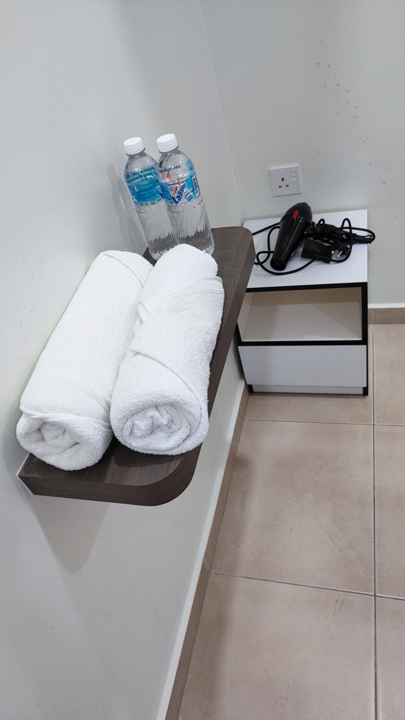 Triple Room with Private Bathroom photo 3
