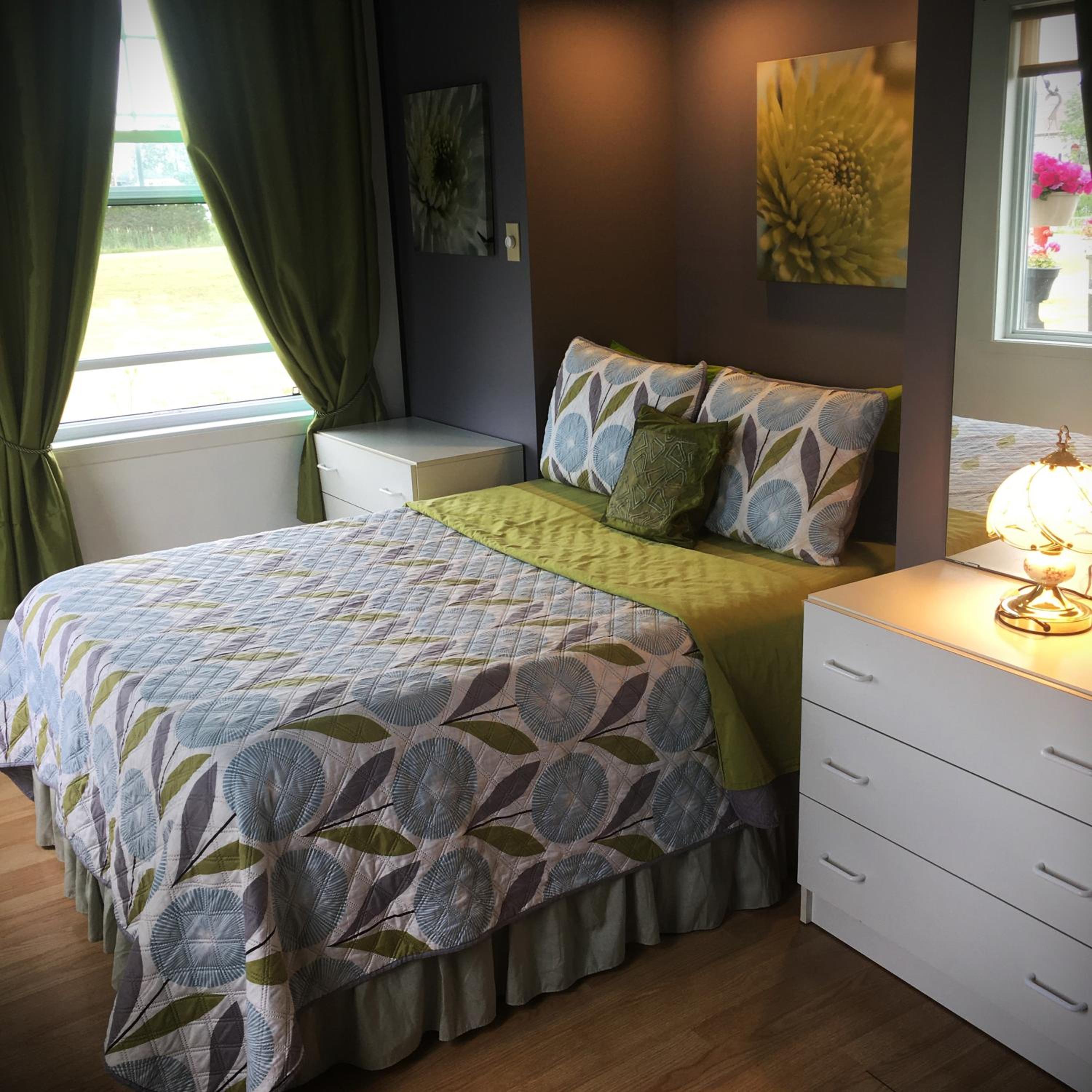 Standard Double Room with Shared Bathroom