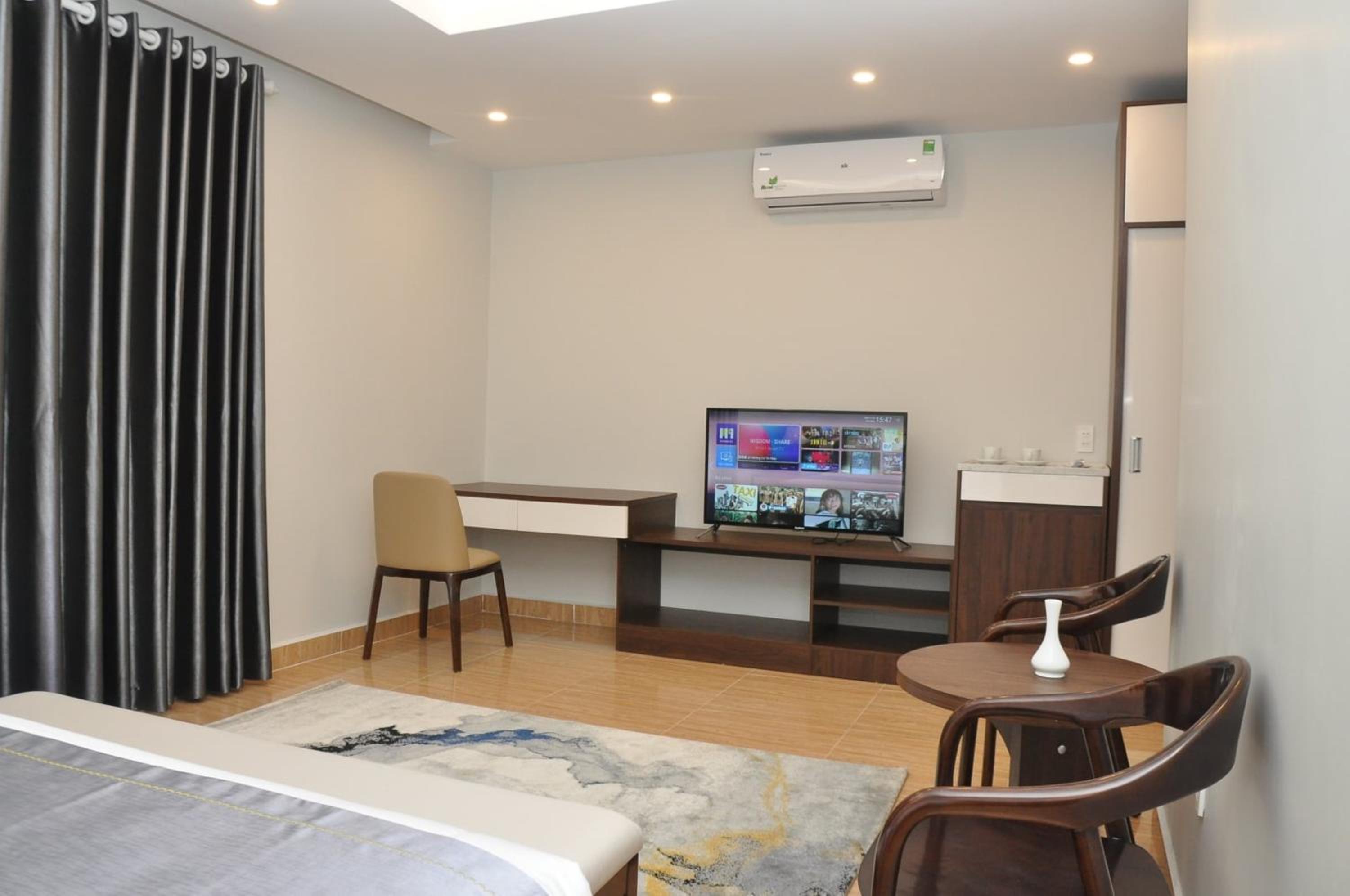 Double Room - Photo 6