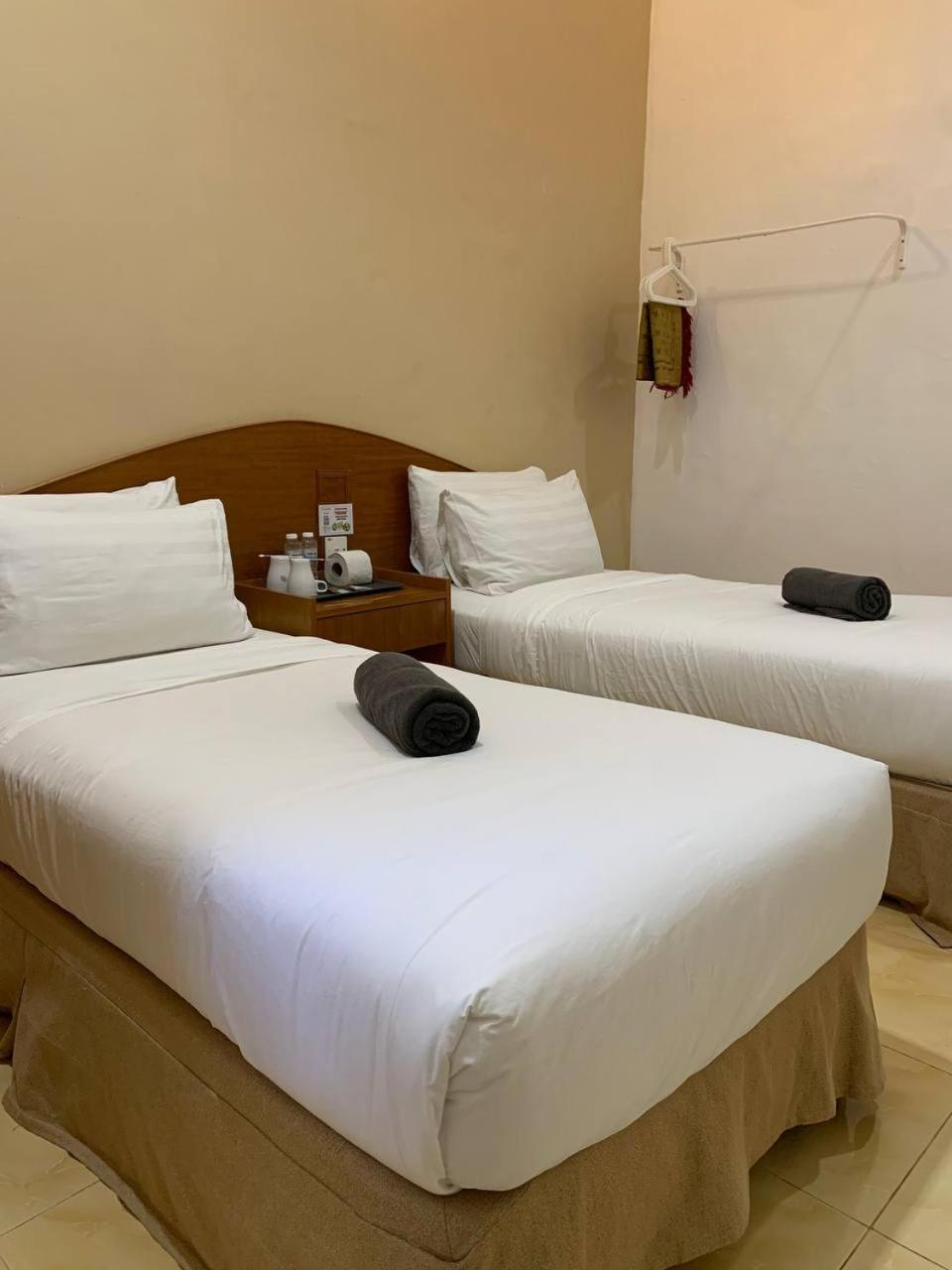 Standard Twin Room photo 2