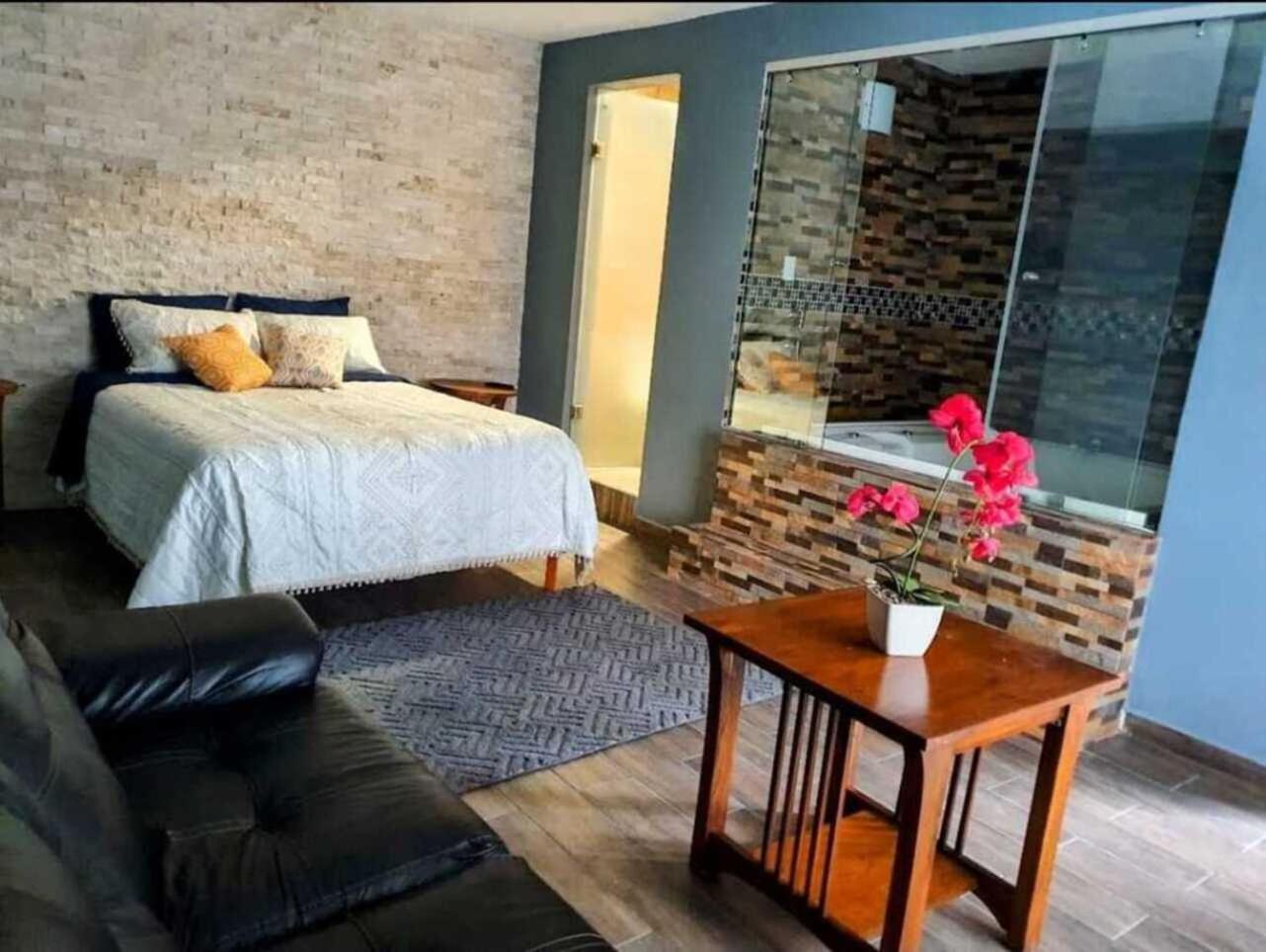 Standard Double Room photo 2