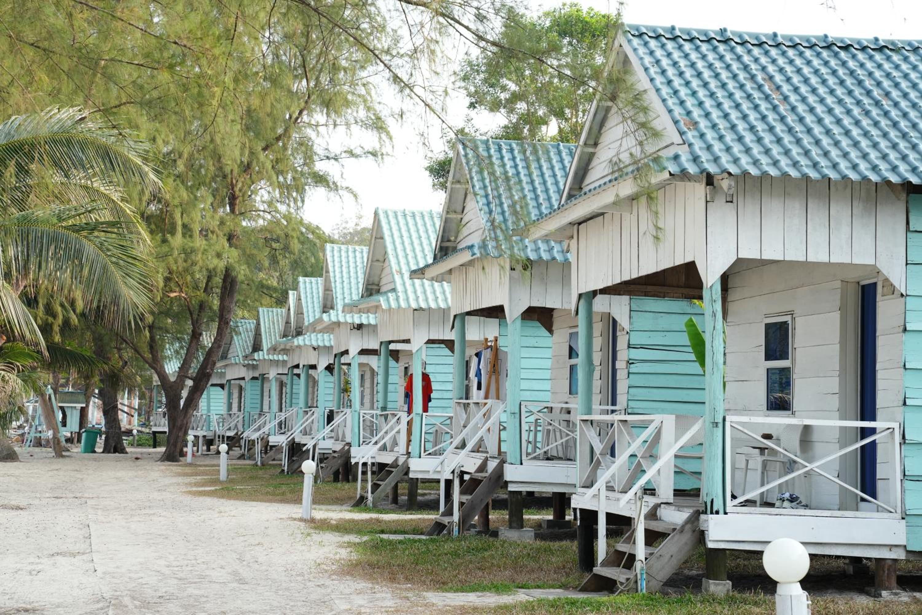 Family Bungalow Beach Front - Photo 3