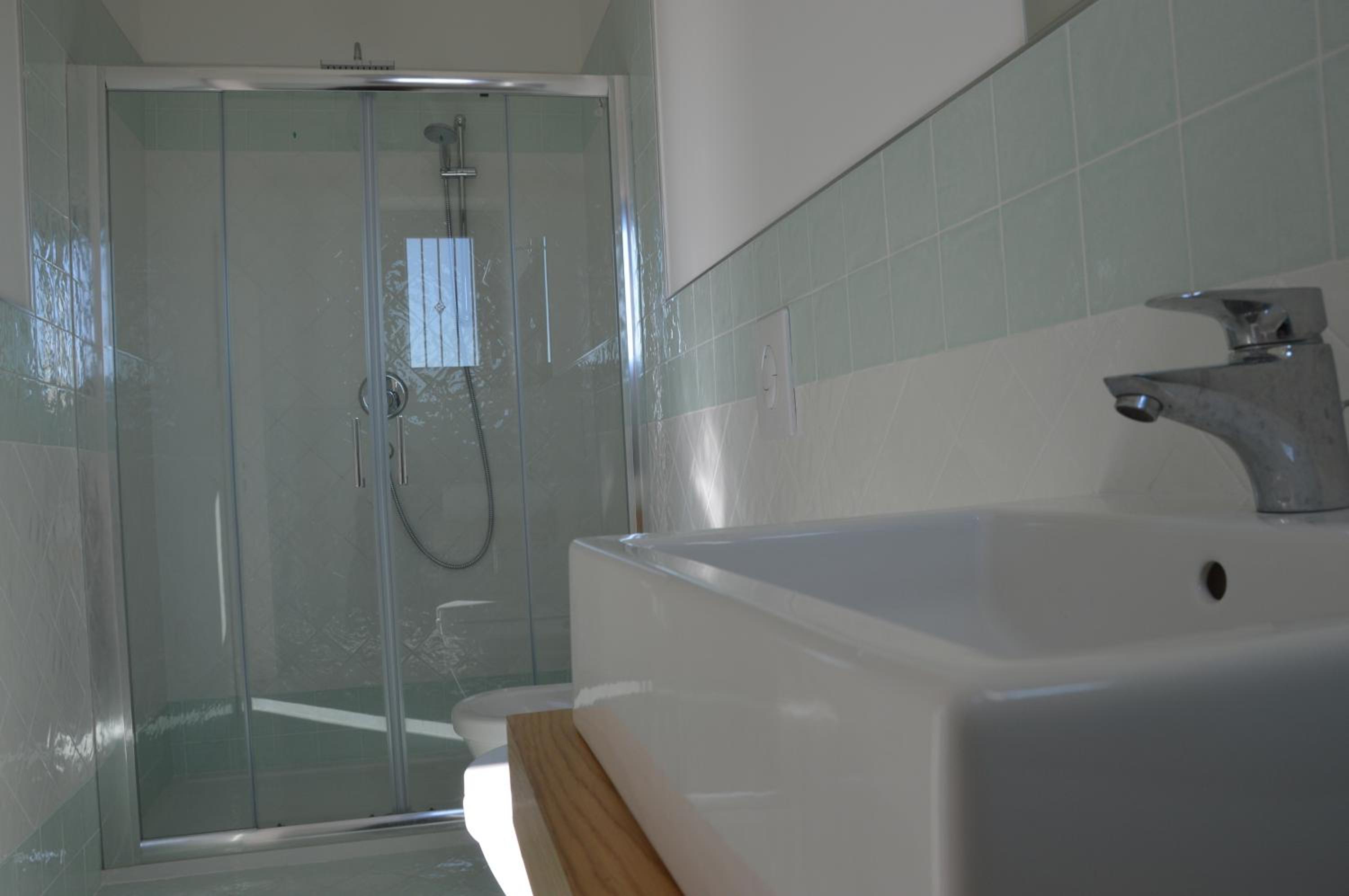 Quadruple Room - Photo 4