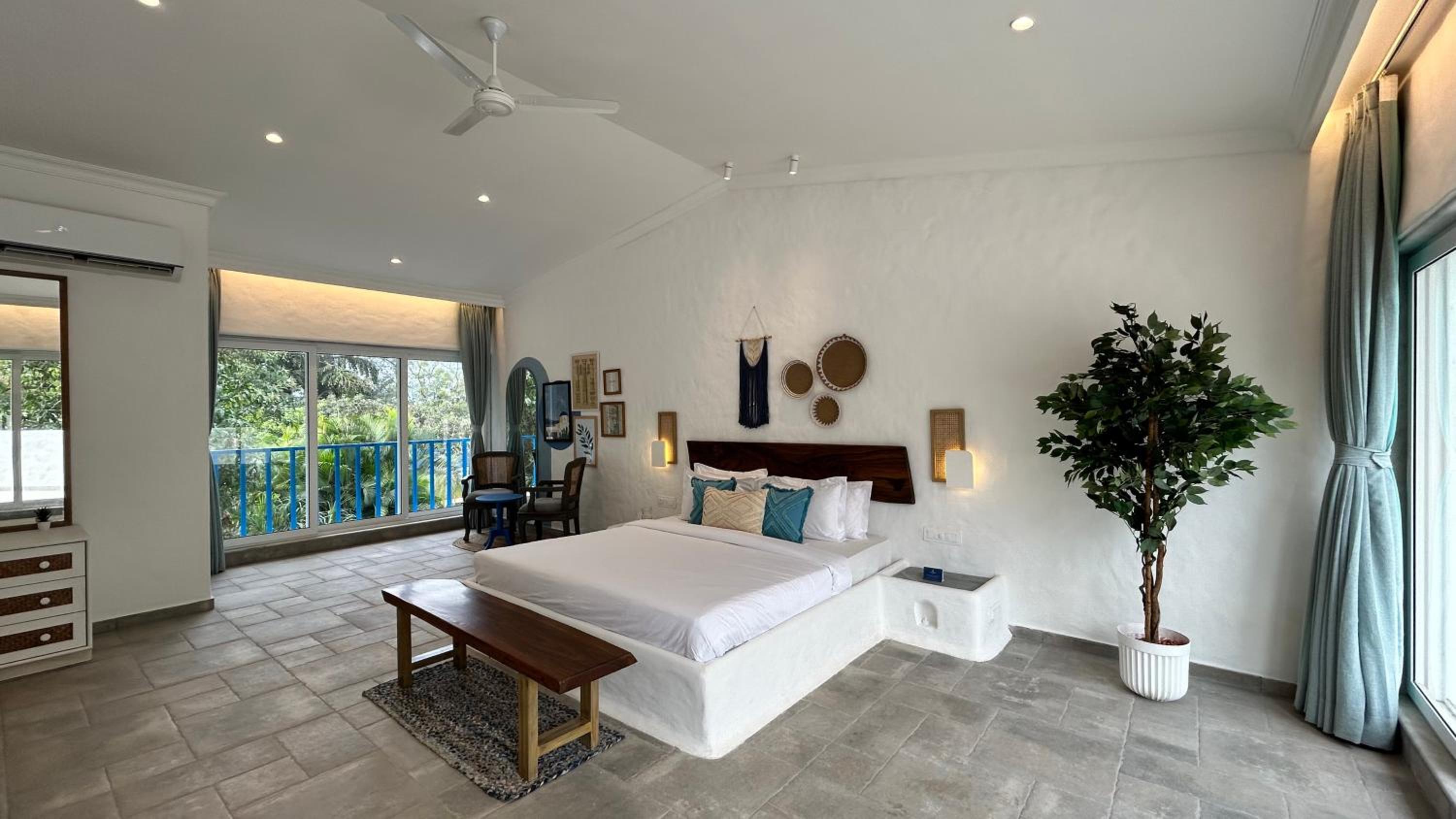 Villa photo 3