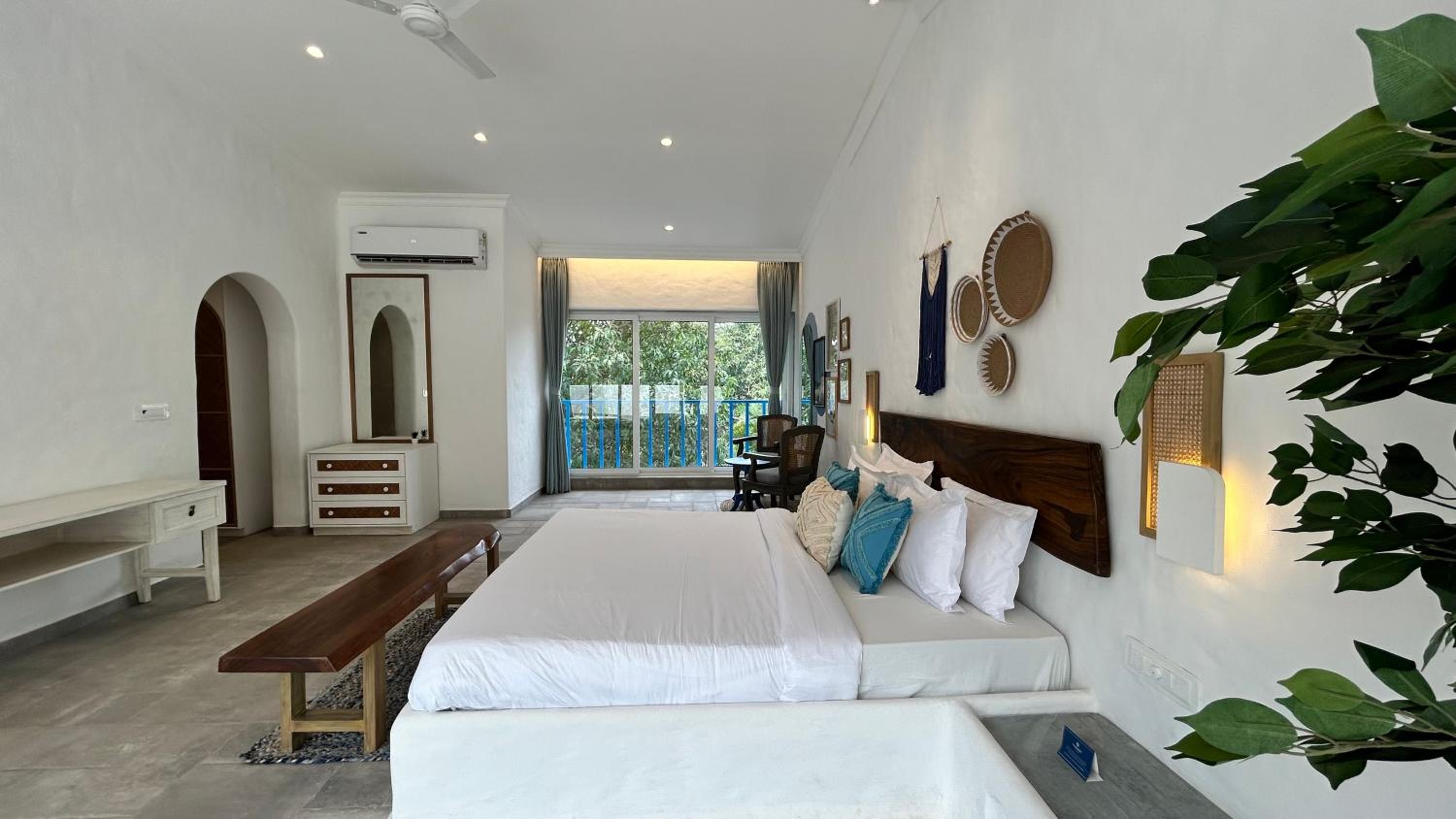 Villa photo 2