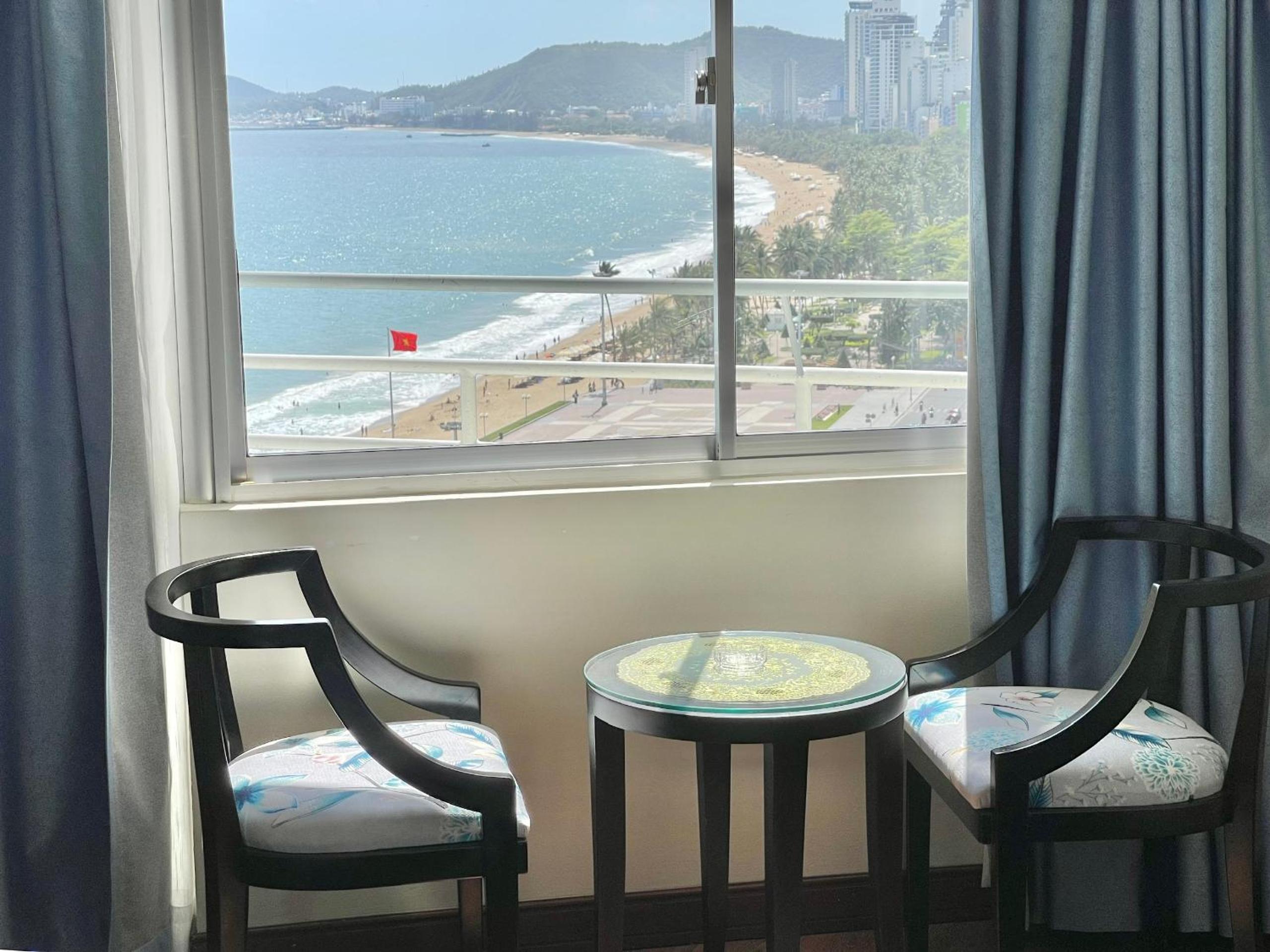 Deluxe Double Room with Sea View - Photo 3