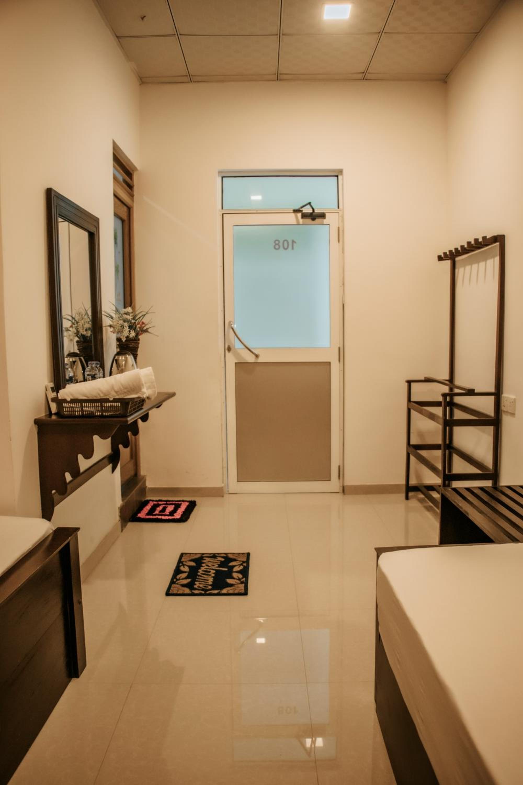 Double Room With Garden View - Photo 3