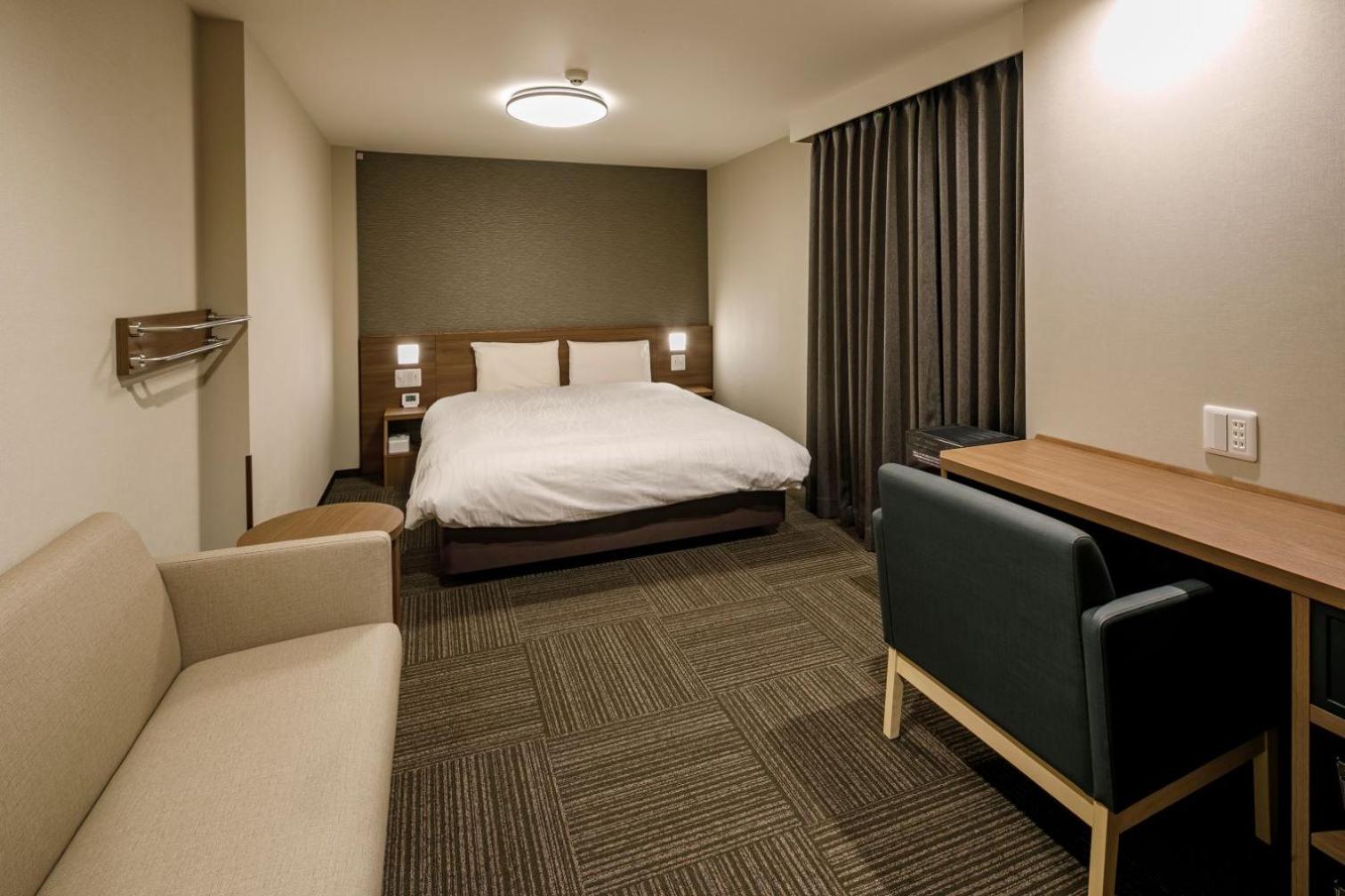 Deluxe Queen Room - Non-Smoking photo 1