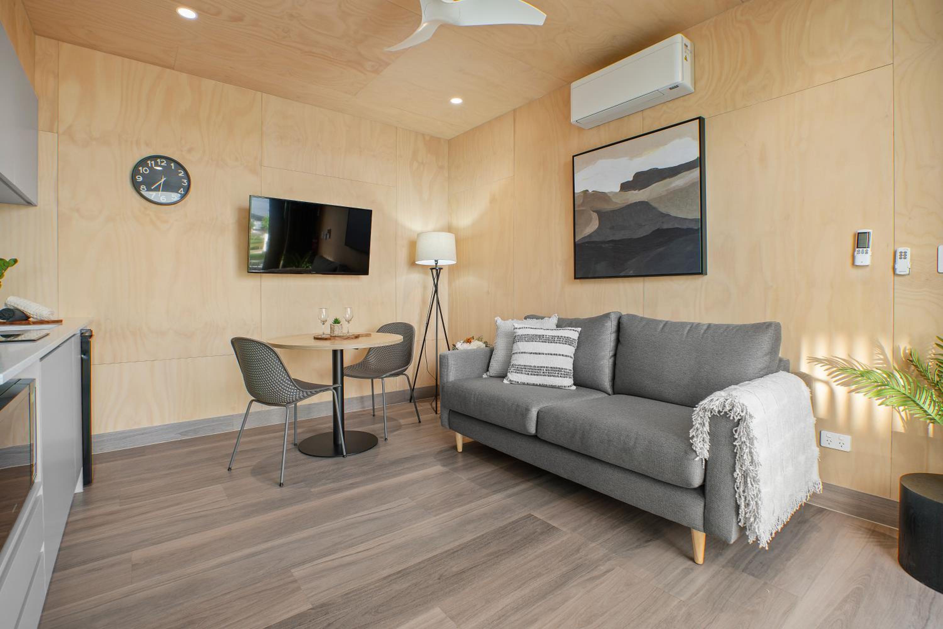 Bayview Villa (1BR) photo 1