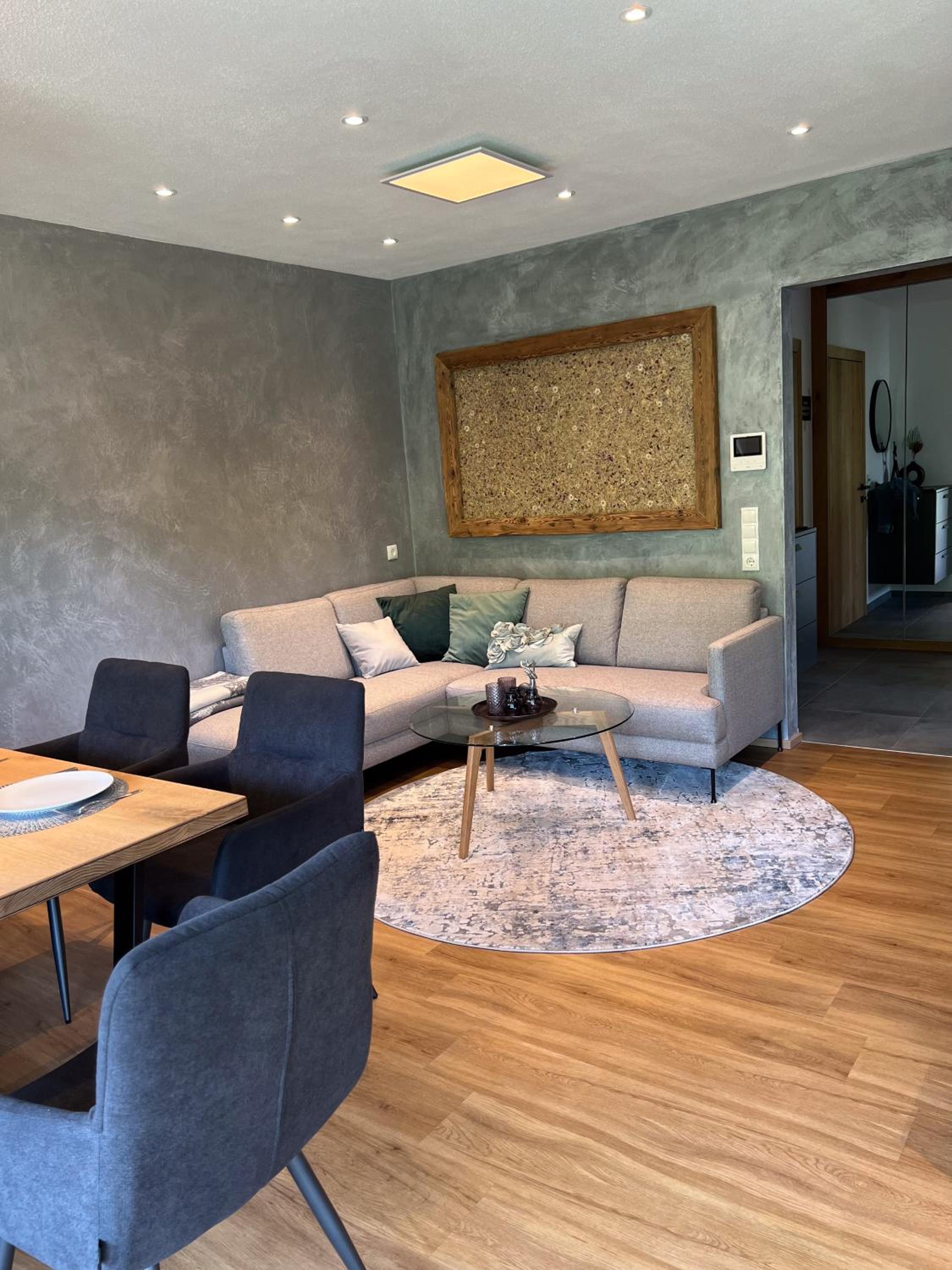 One-Bedroom Apartment with Balcony
