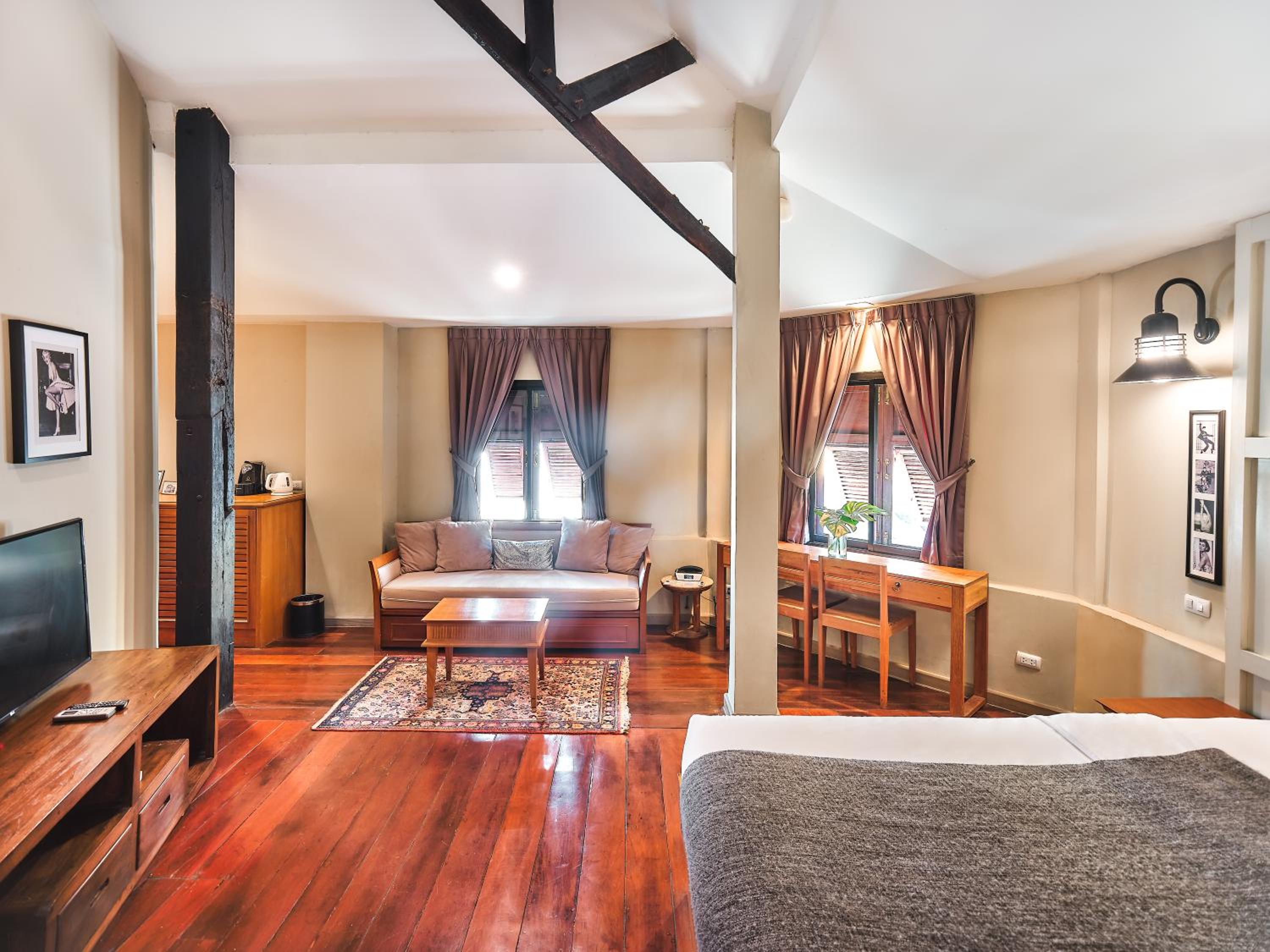 Master King Suite photo 3