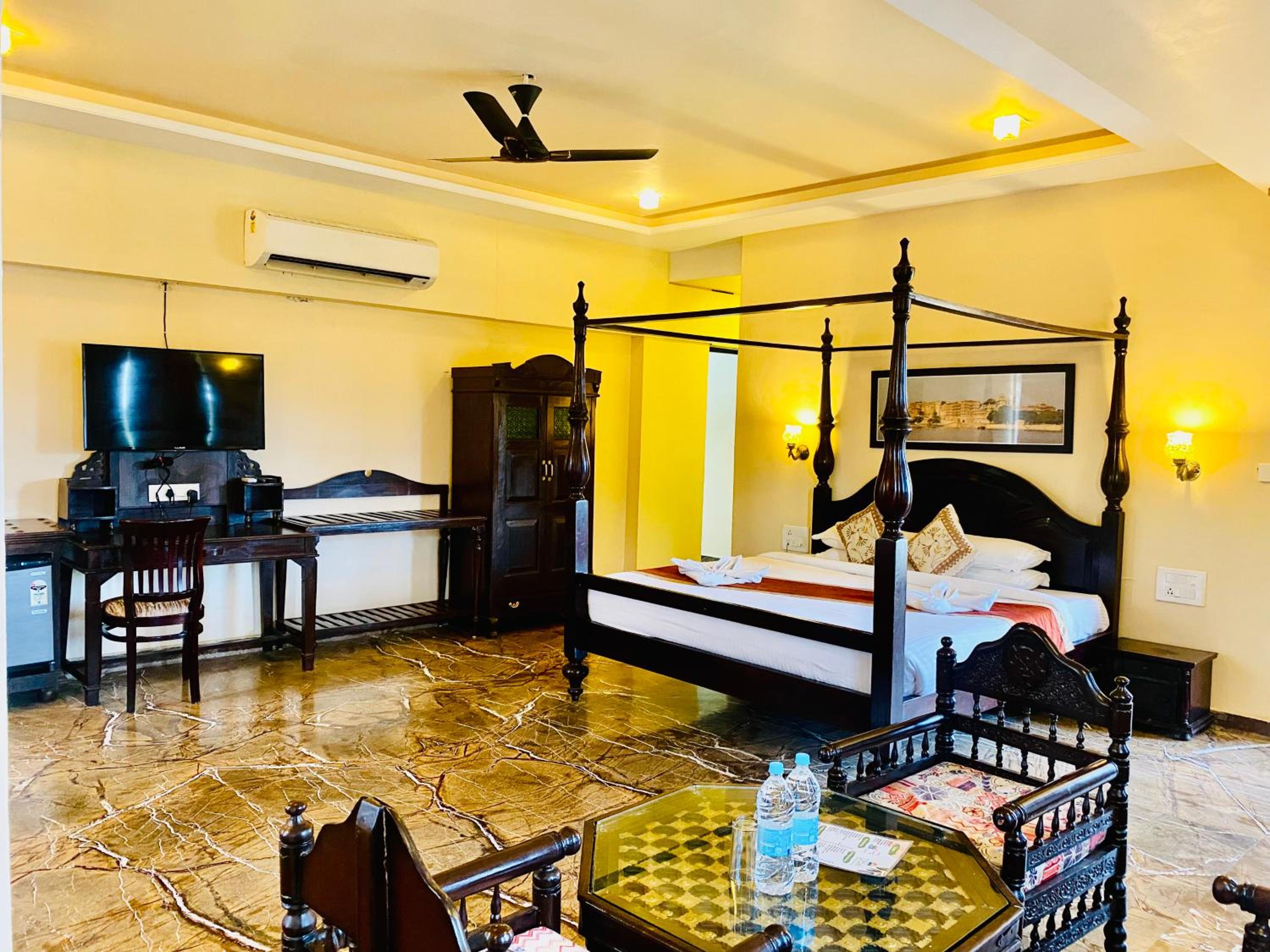 Junior Suite With Mountain View