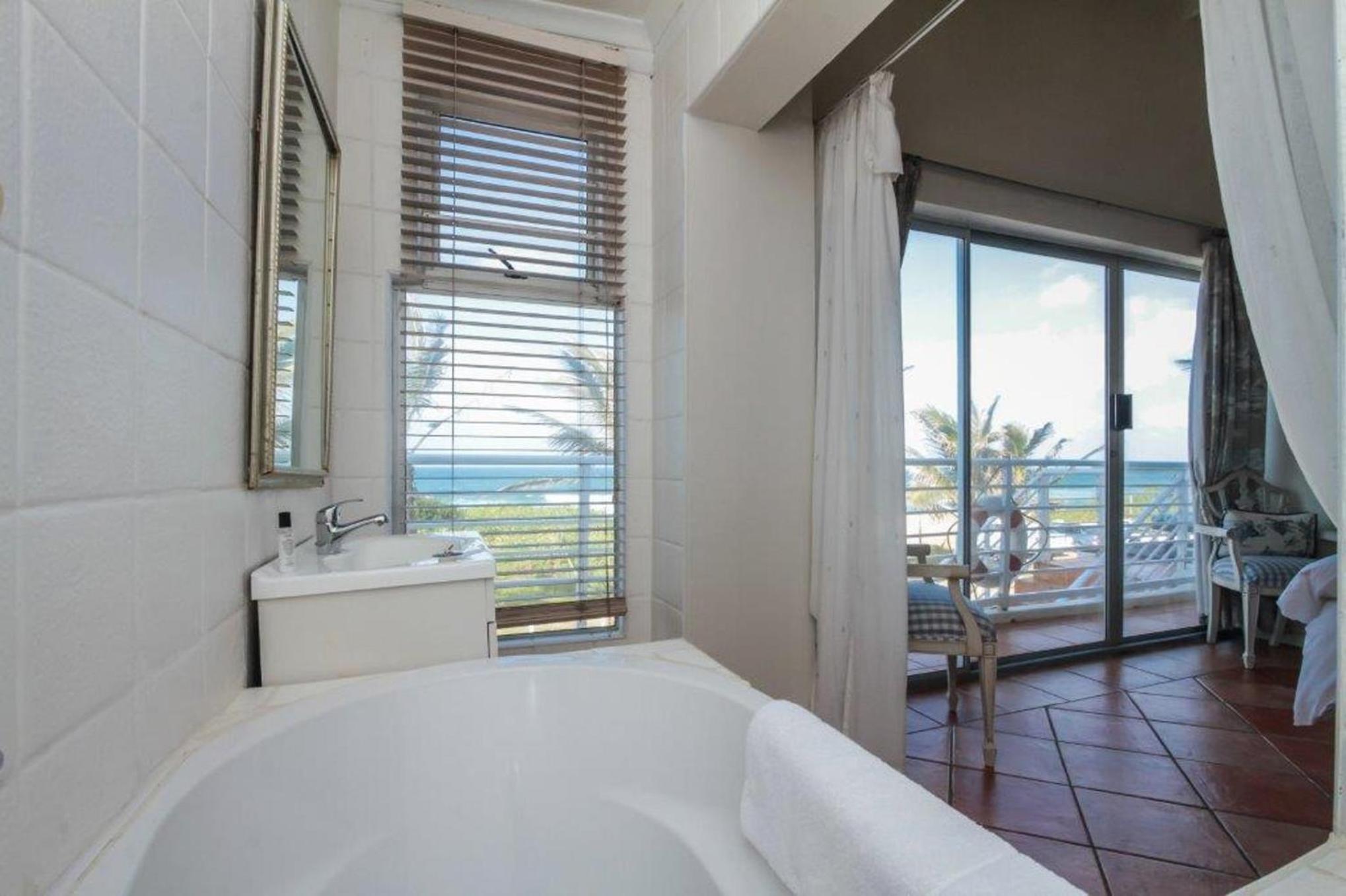 King Room with Sea View - Photo 7