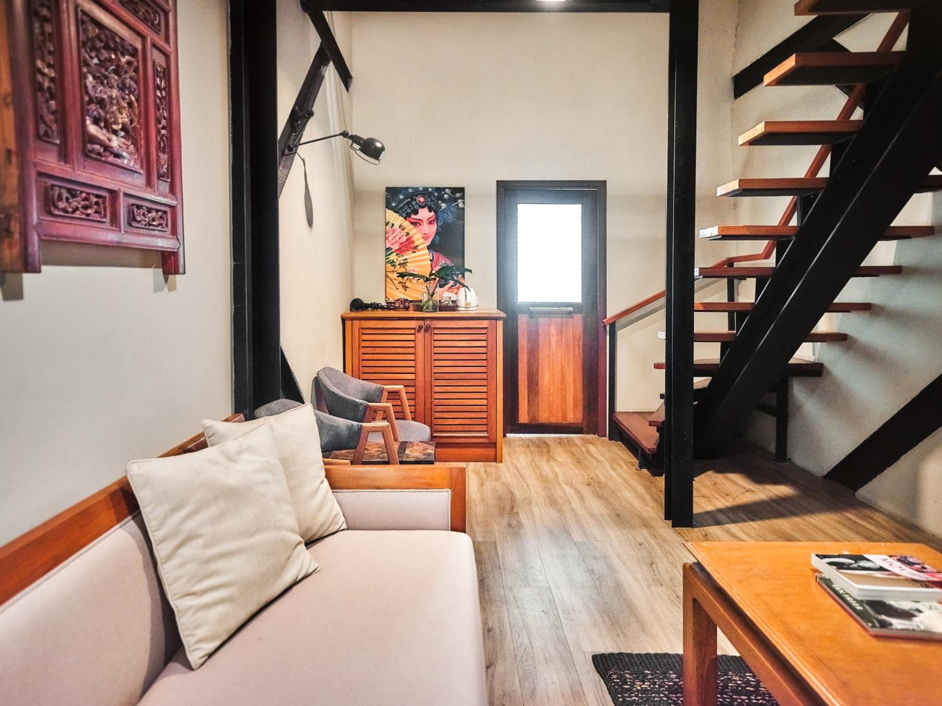 Duplex Suite With King Bed photo 3