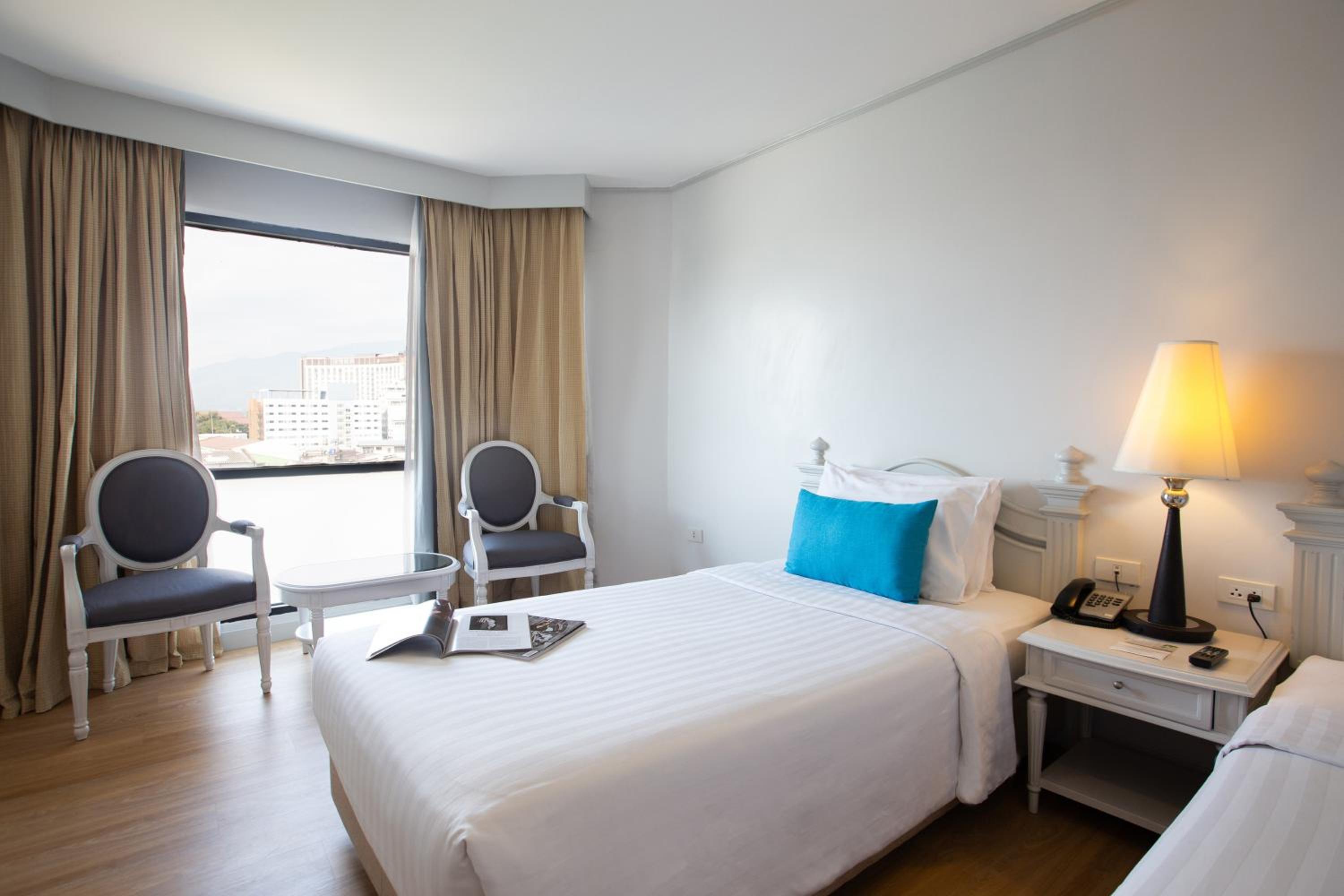 Superior Twin Room - Photo 4
