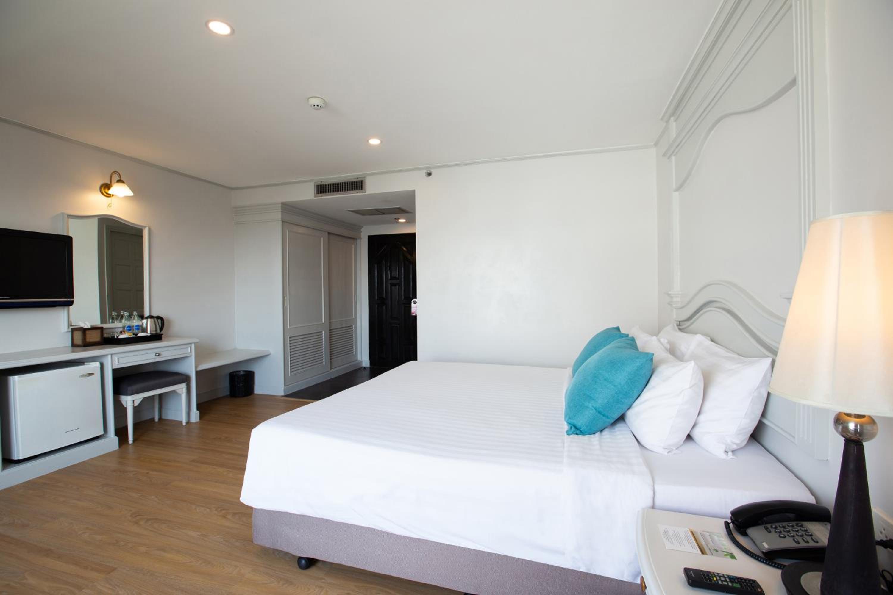 Deluxe Double Room - Photo 5