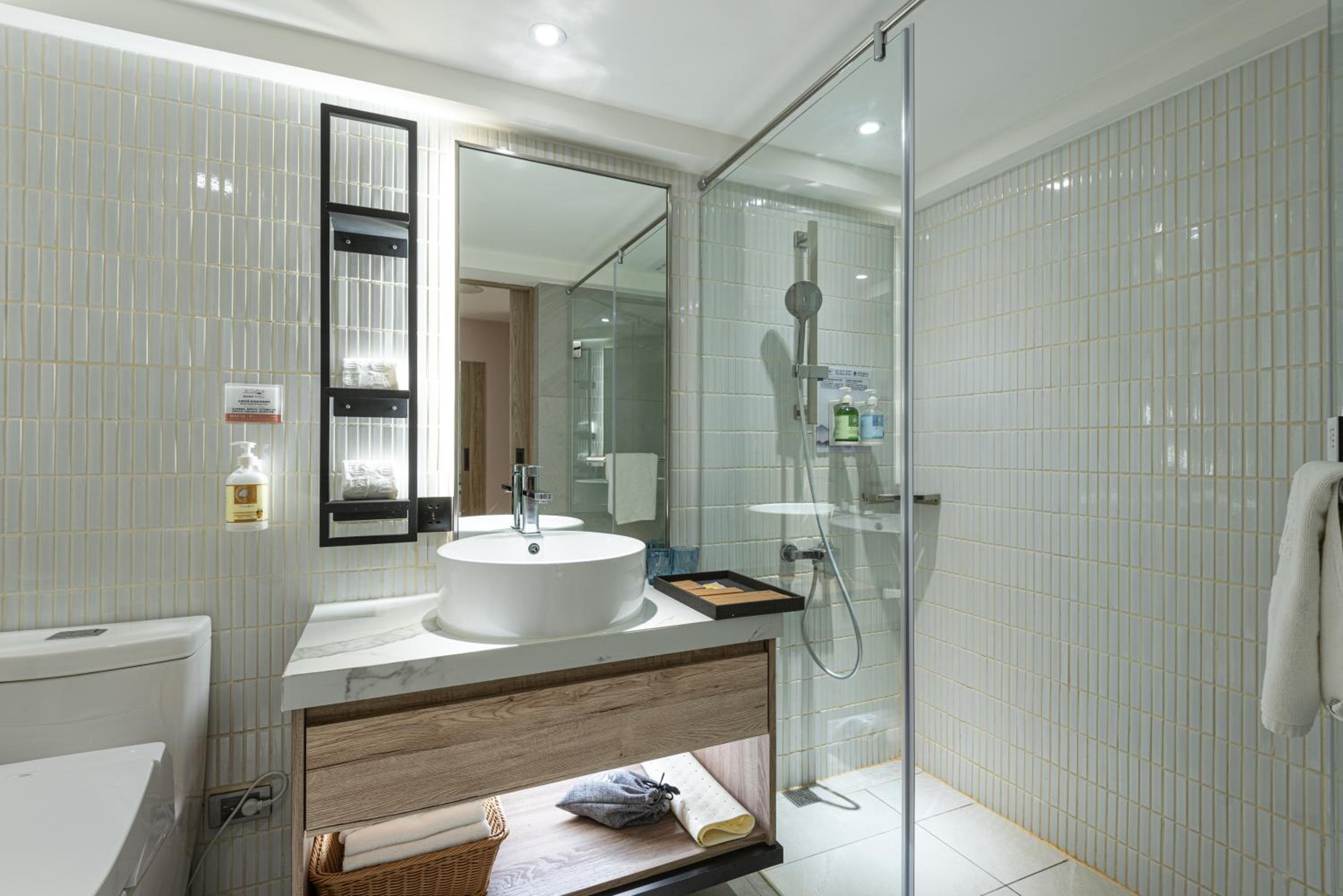 Standard Double Room - Photo 2