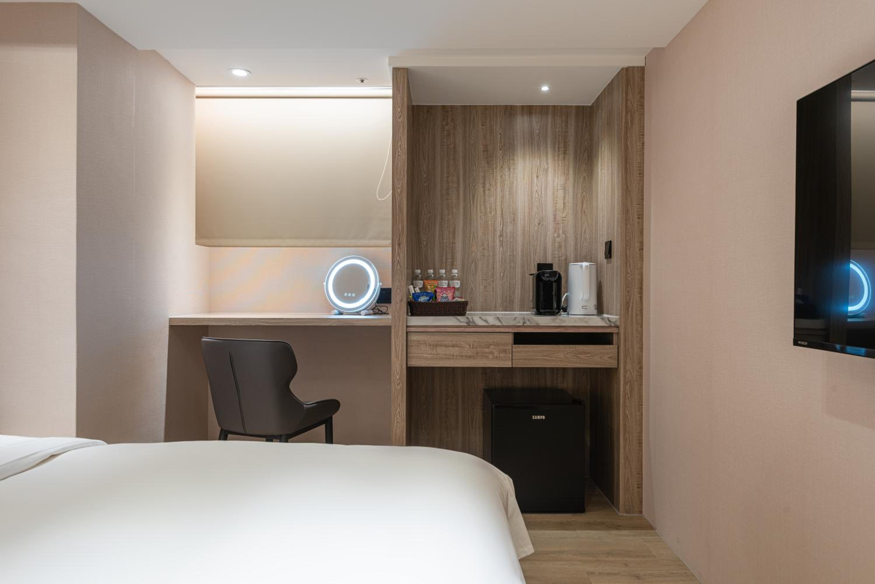 Standard Double Room - Photo 1