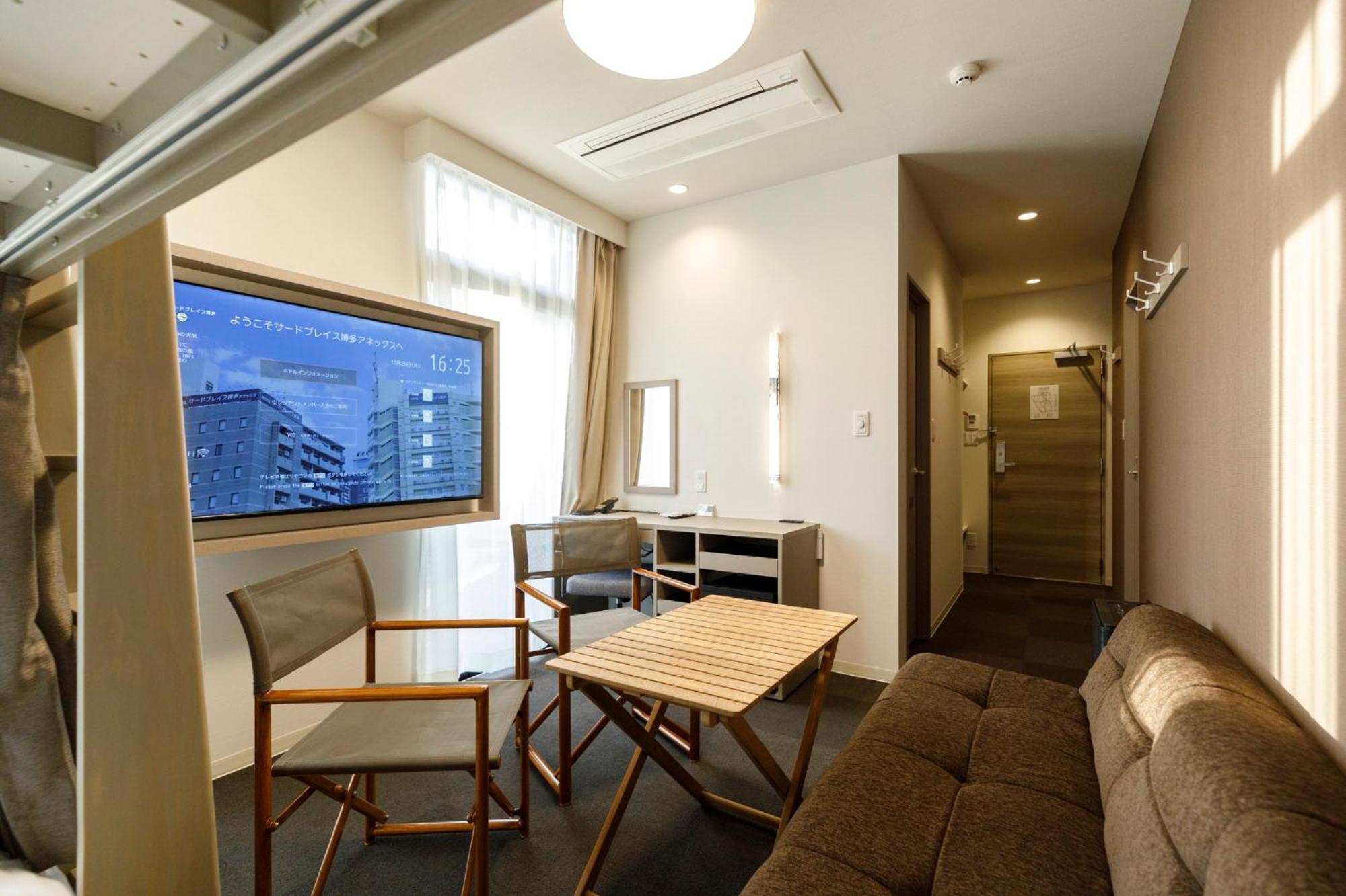 Annex Deluxe Quadruple Room - Non-Smoking - Photo 2