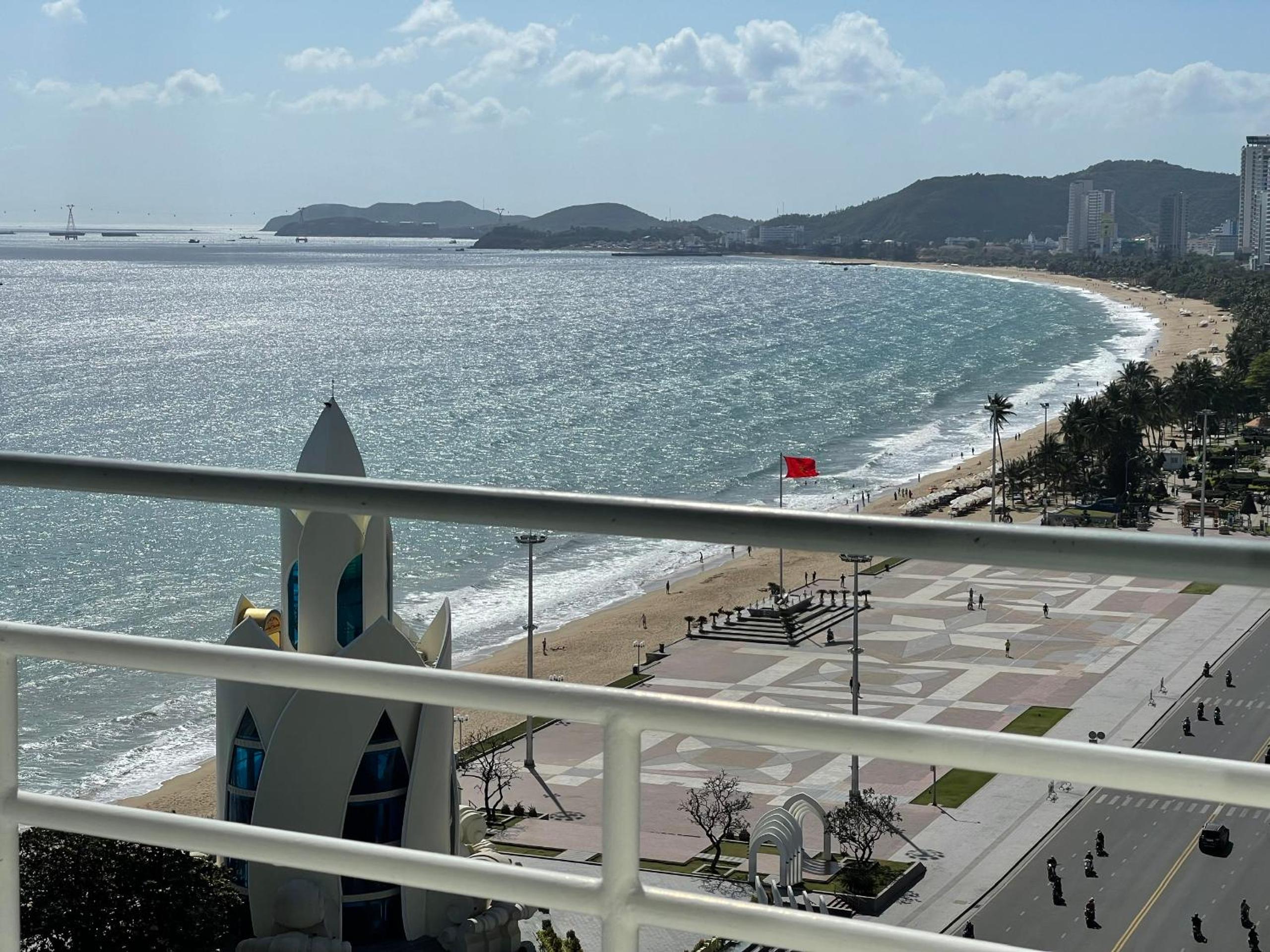 Deluxe Double Room with Sea View - Photo 2