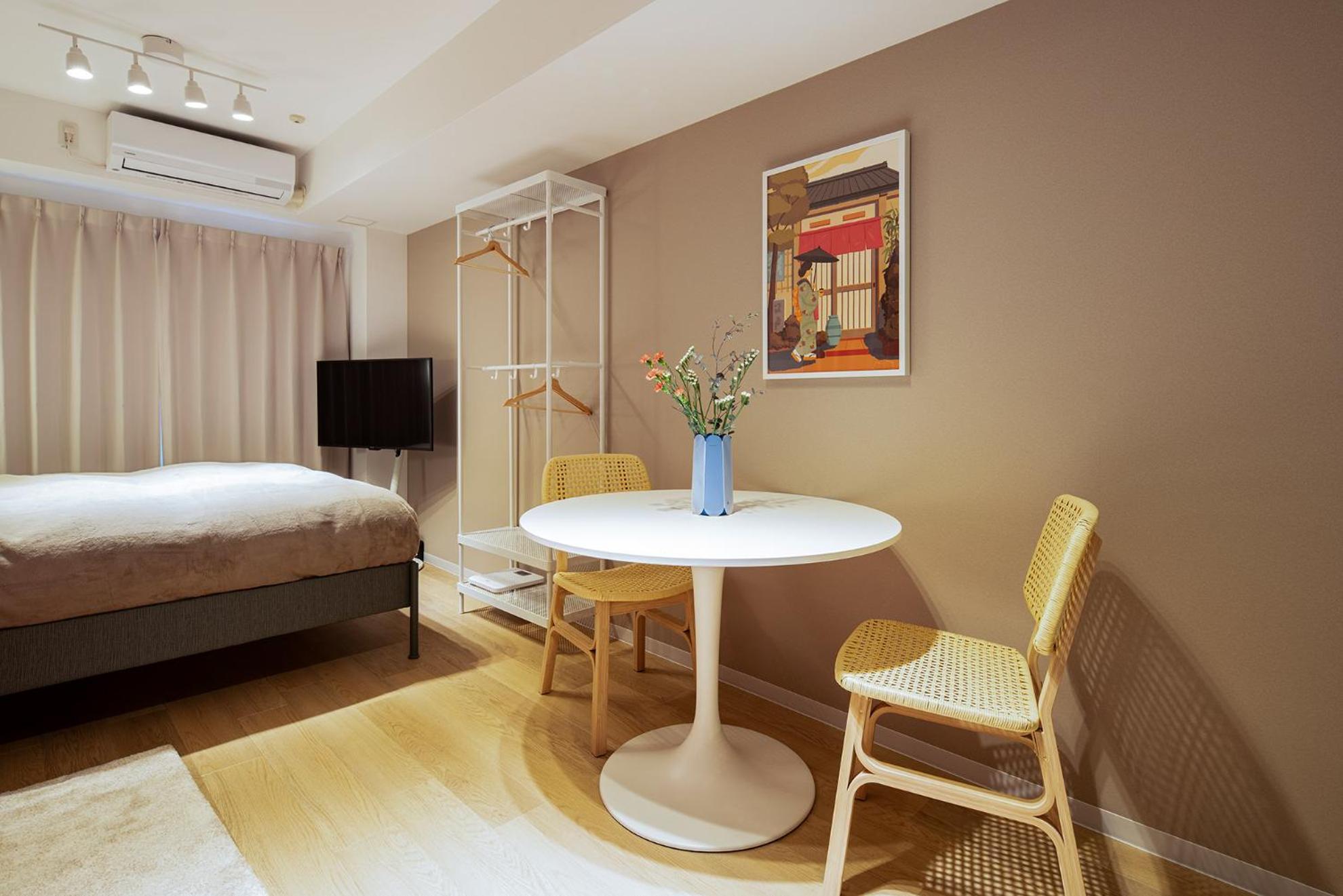 Deluxe Studio Apartment photo 3