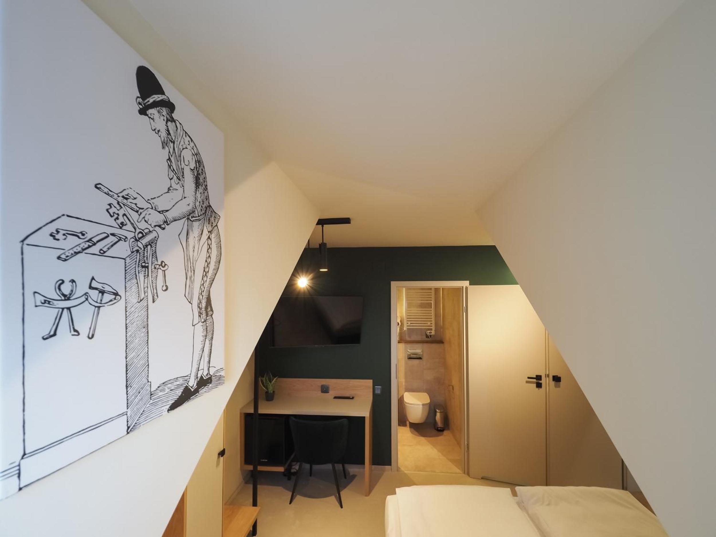 Standard Double or Twin Room - Photo 5