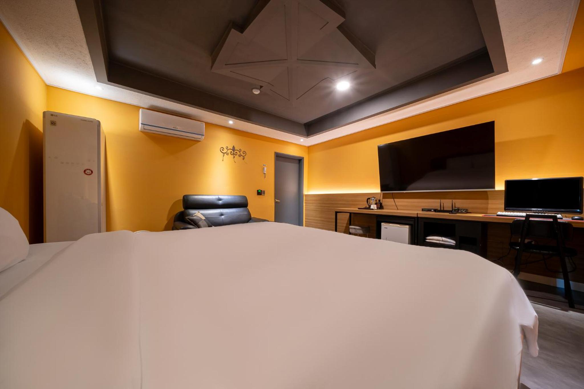 Superior King Room photo 3