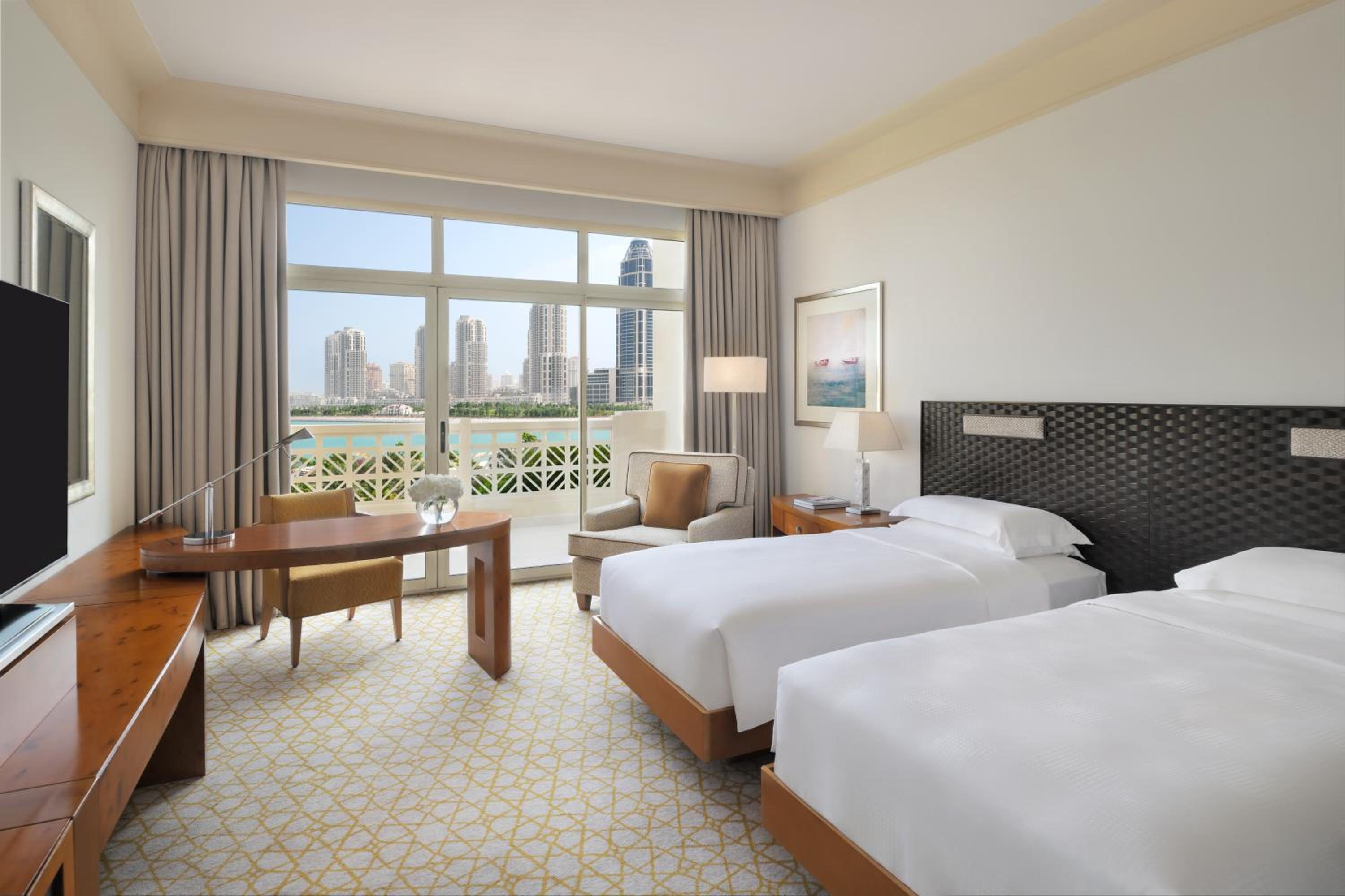 Twin Room with View - Photo 1