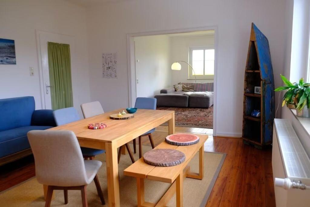 Apartment With Balcony photo 2
