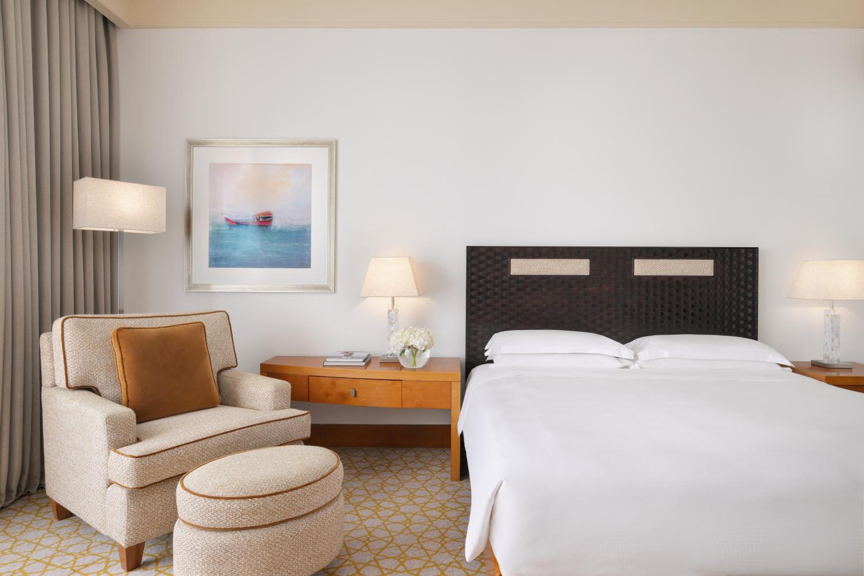 King Room with View - Photo 3