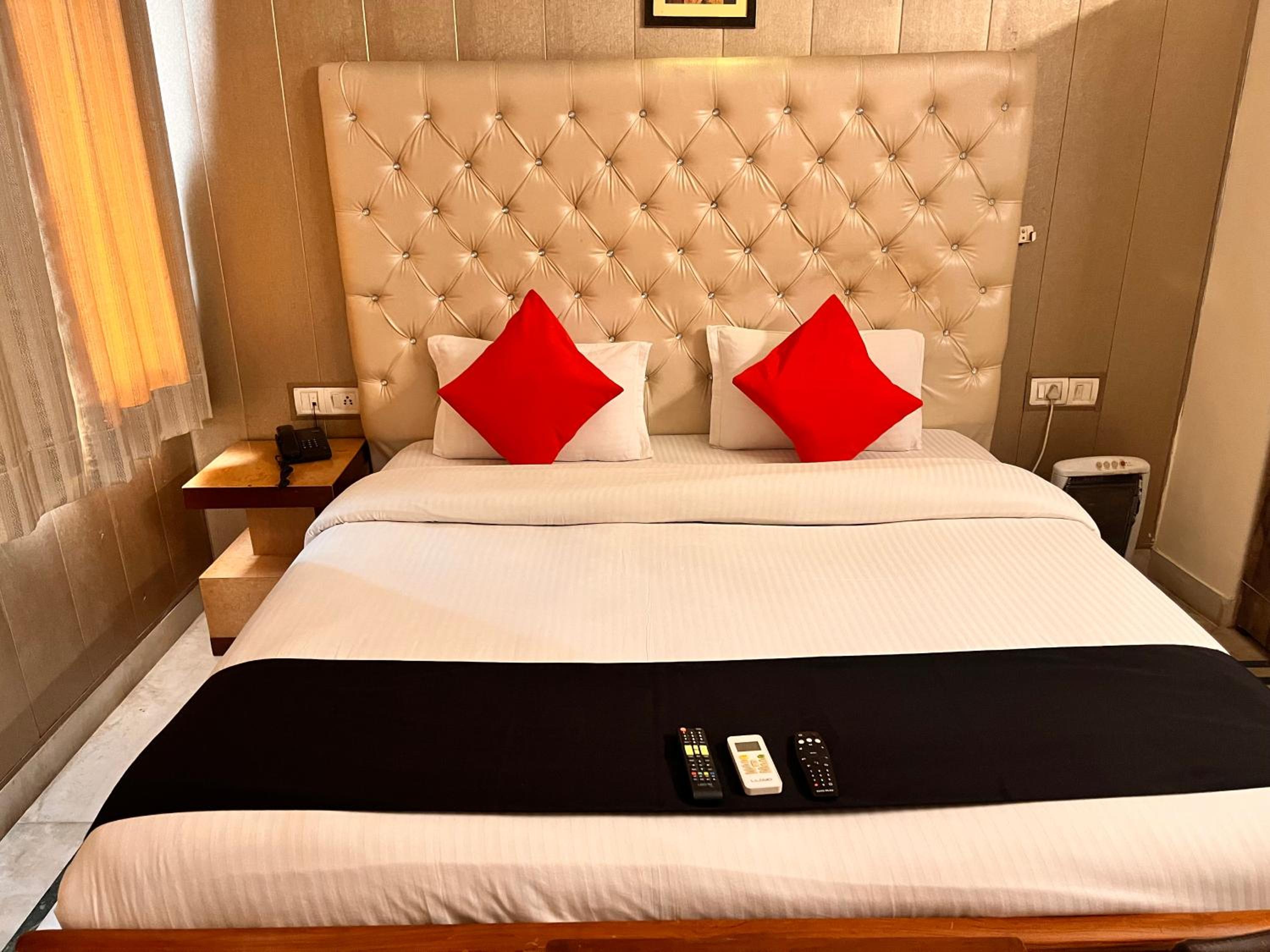 Standard Double Room photo 3