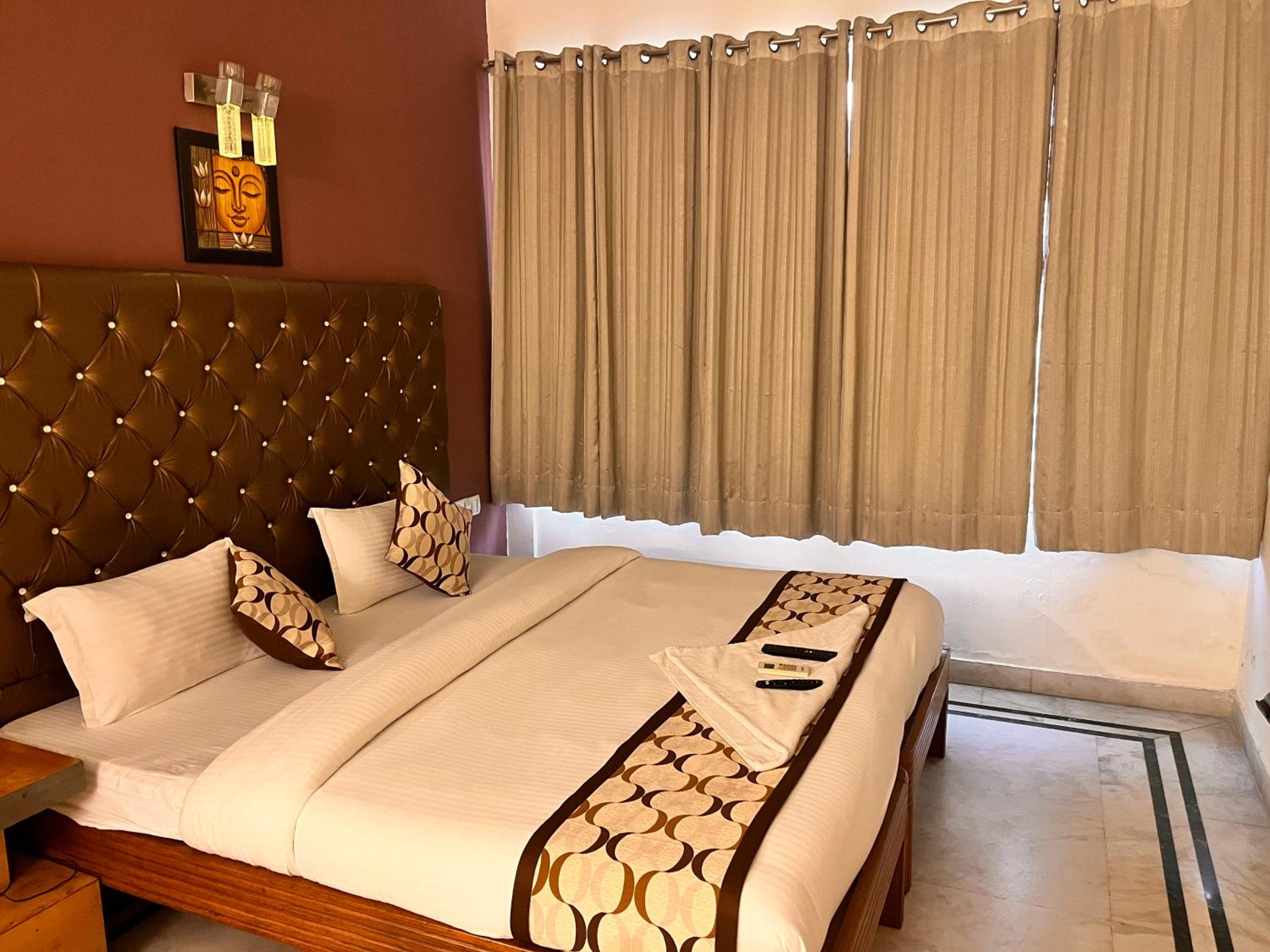 Deluxe Double Room photo 3