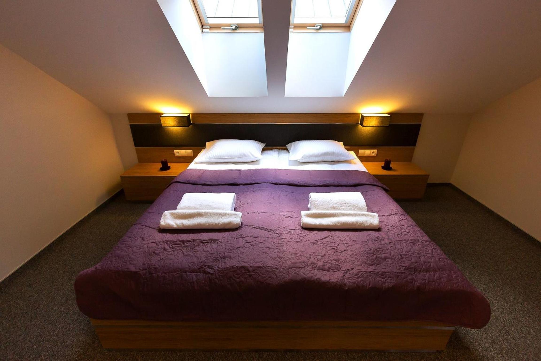 Deluxe Double Room - Photo 5