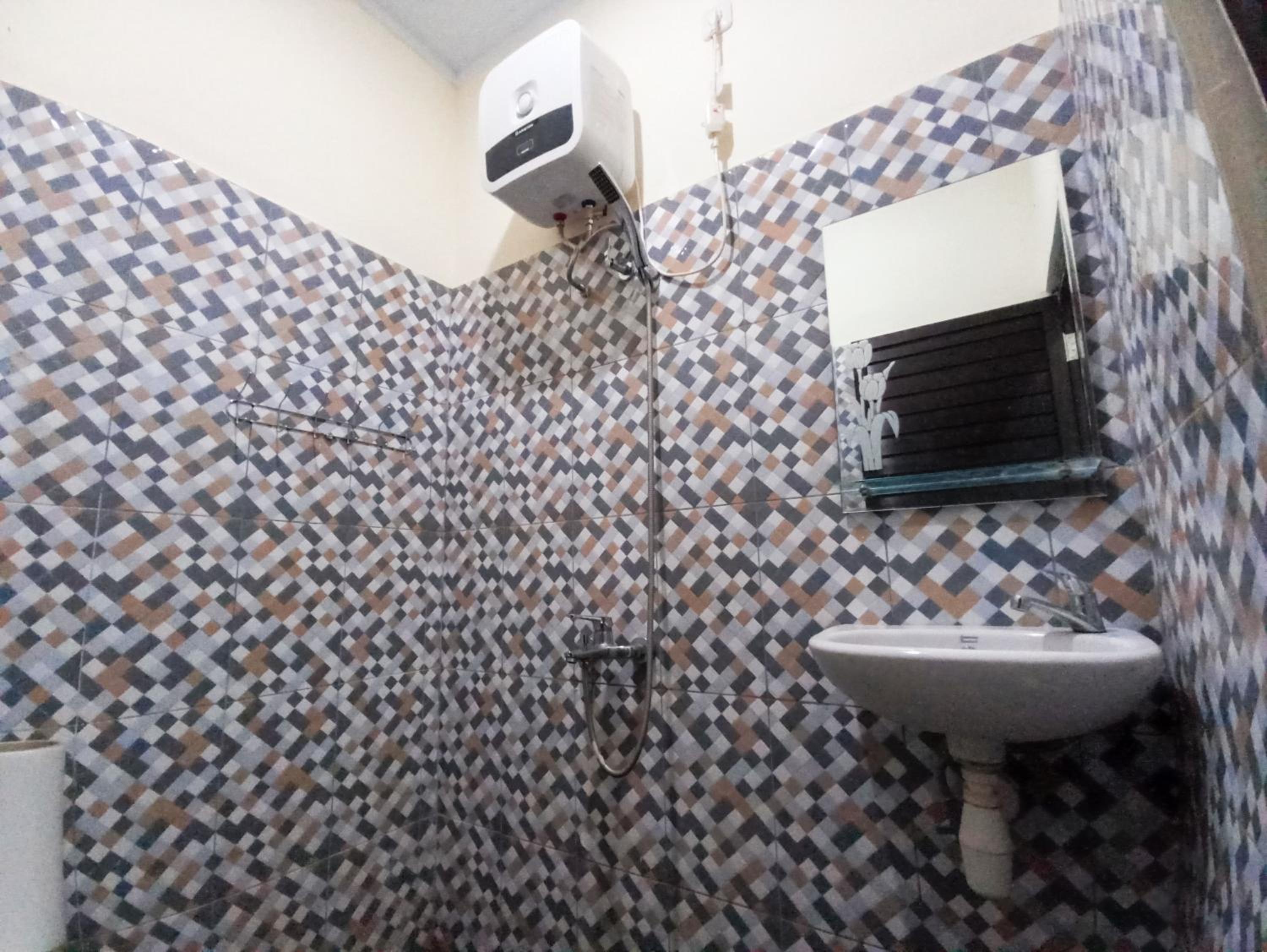 Standard Twin Room photo 3