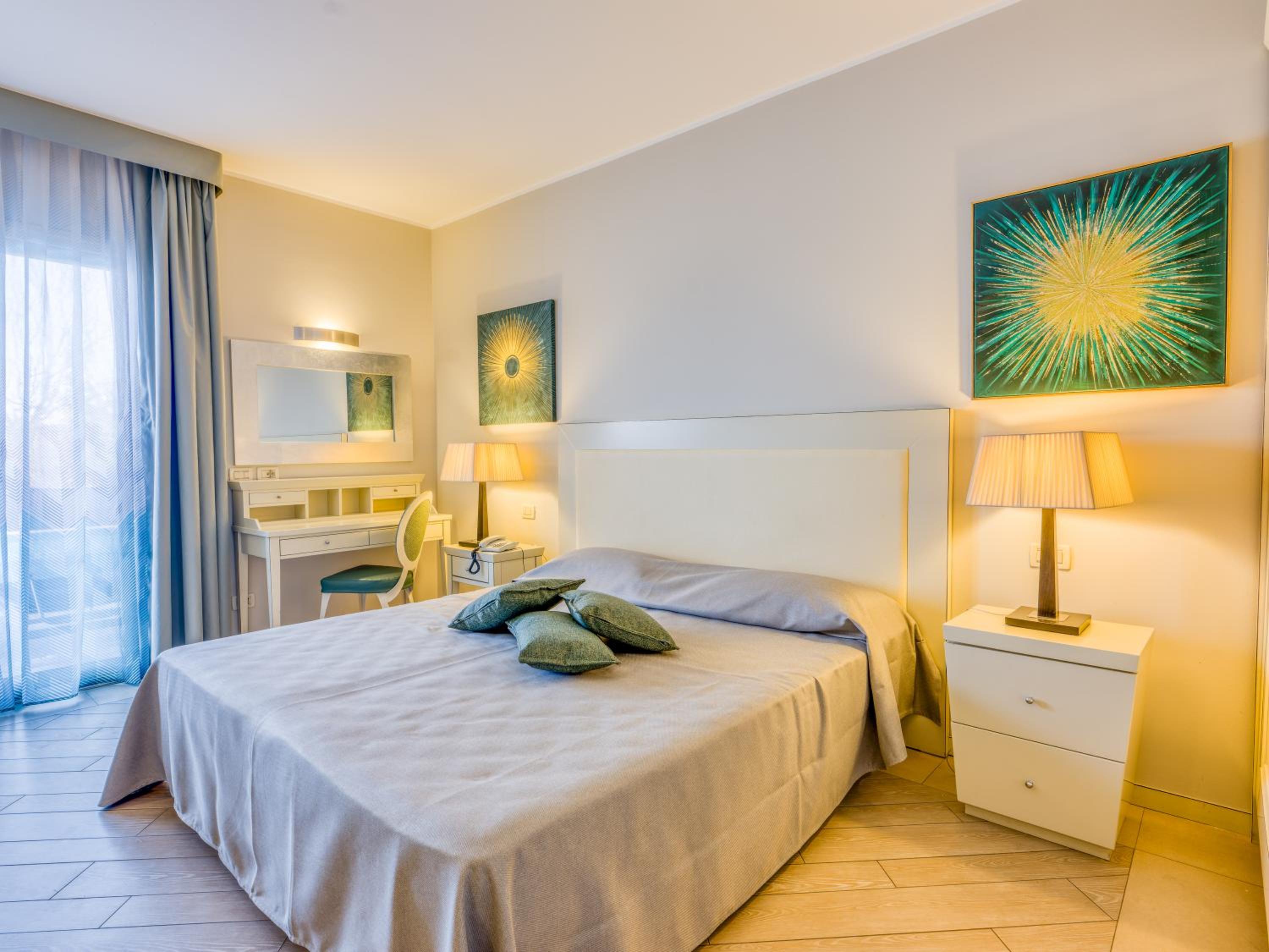 Quadruple Suite