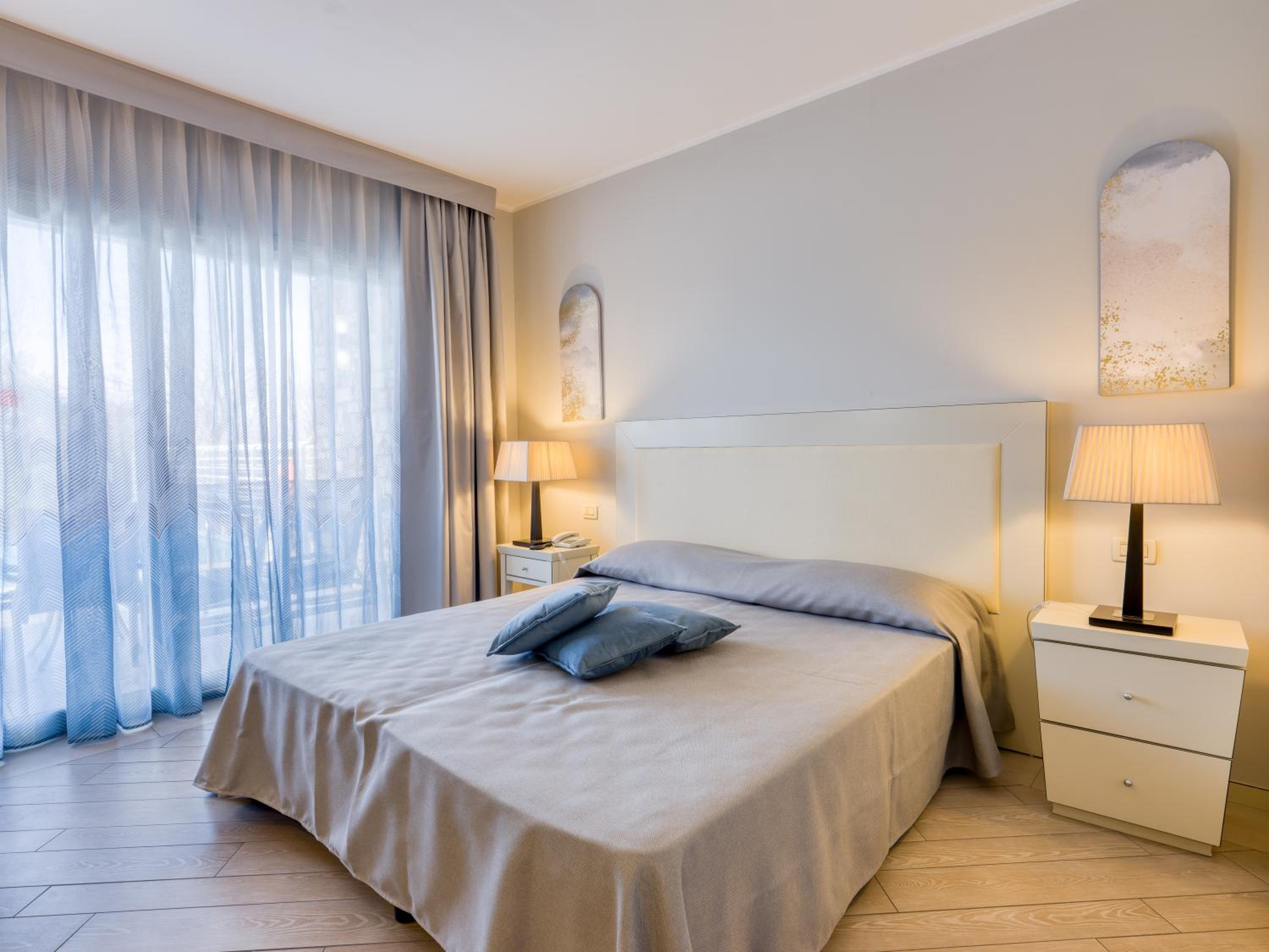 Triple Suite with Private Pool