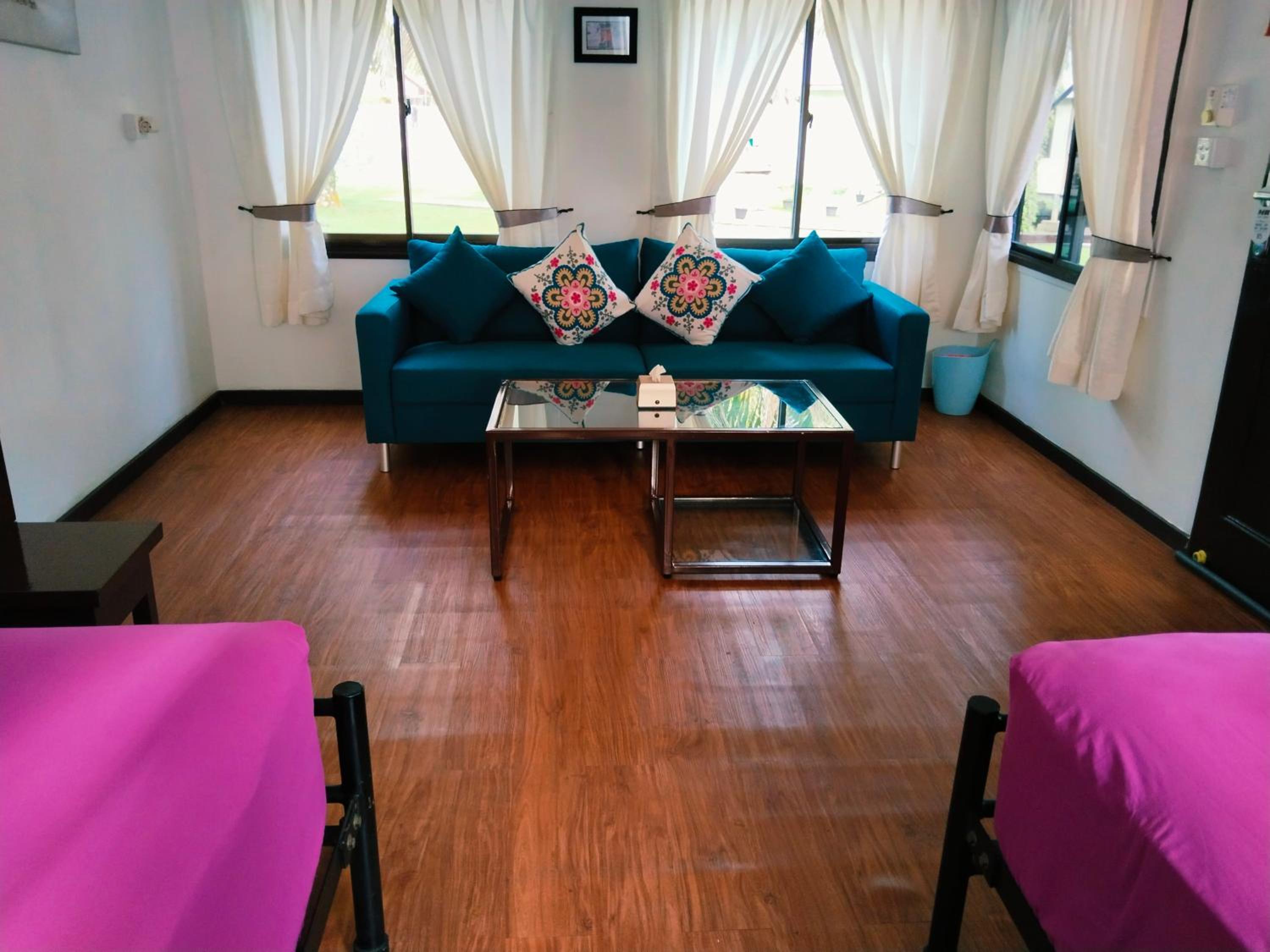 Superior Twin Room - Photo 4