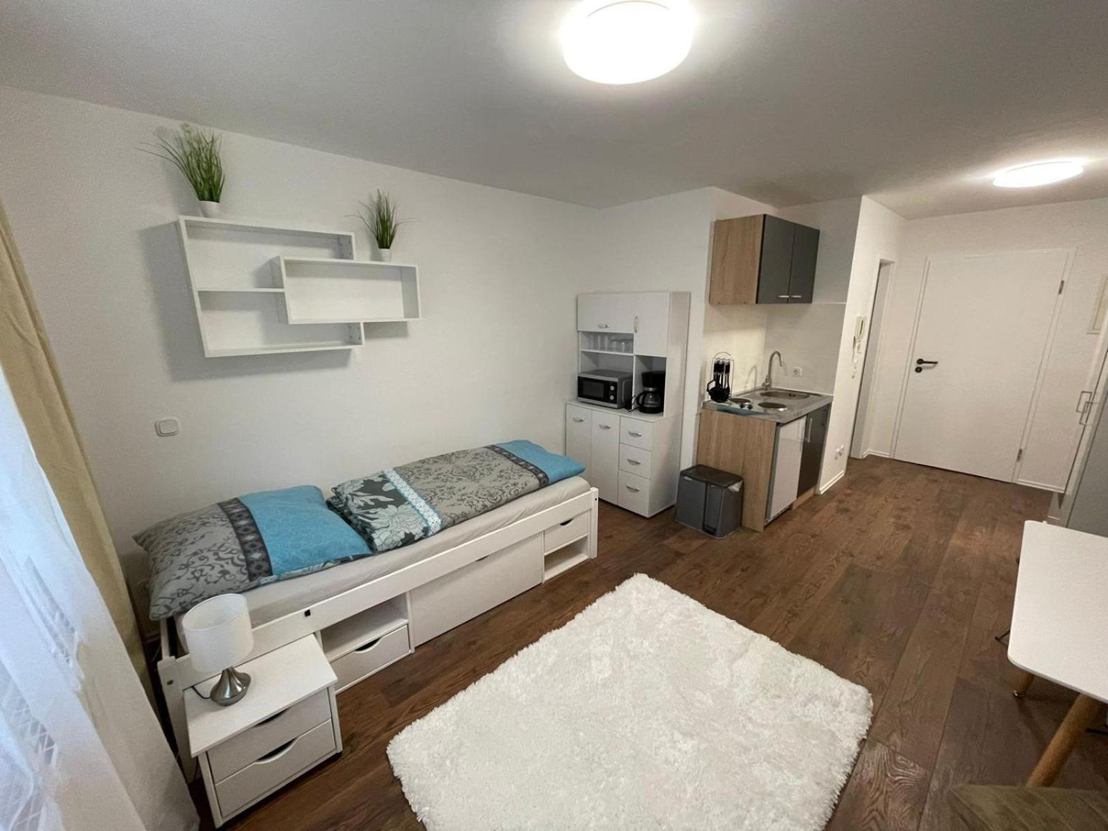 One-Bedroom Apartment photo 2