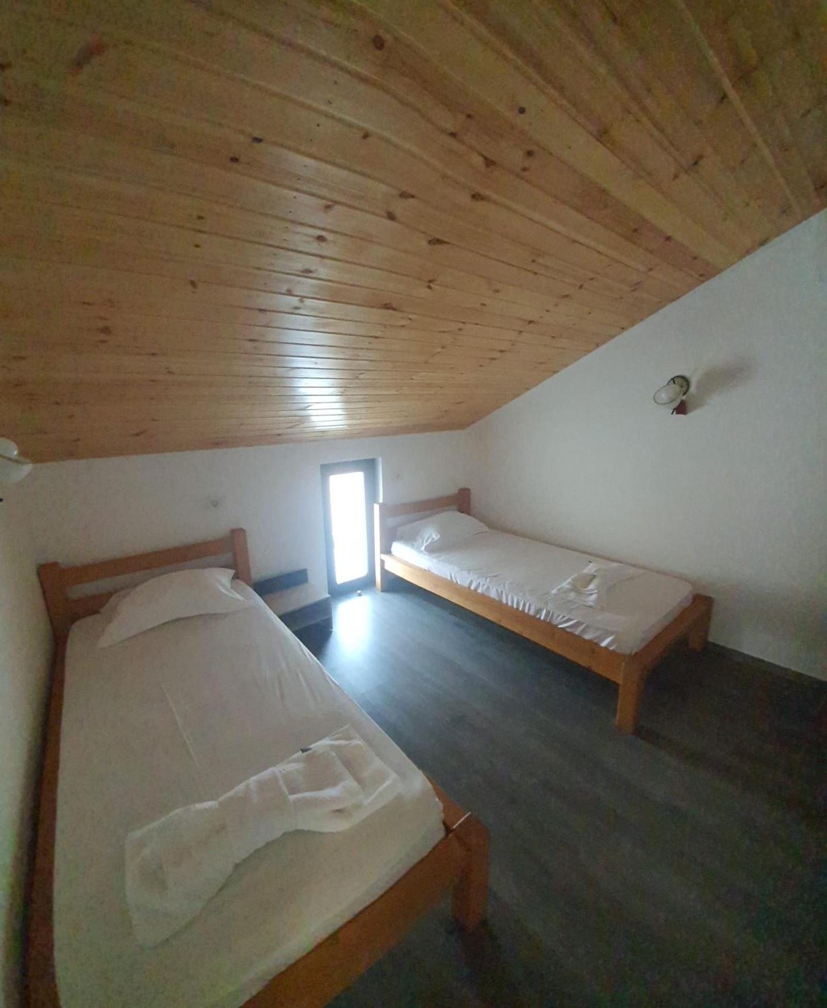 Apartment with Balcony photo 1