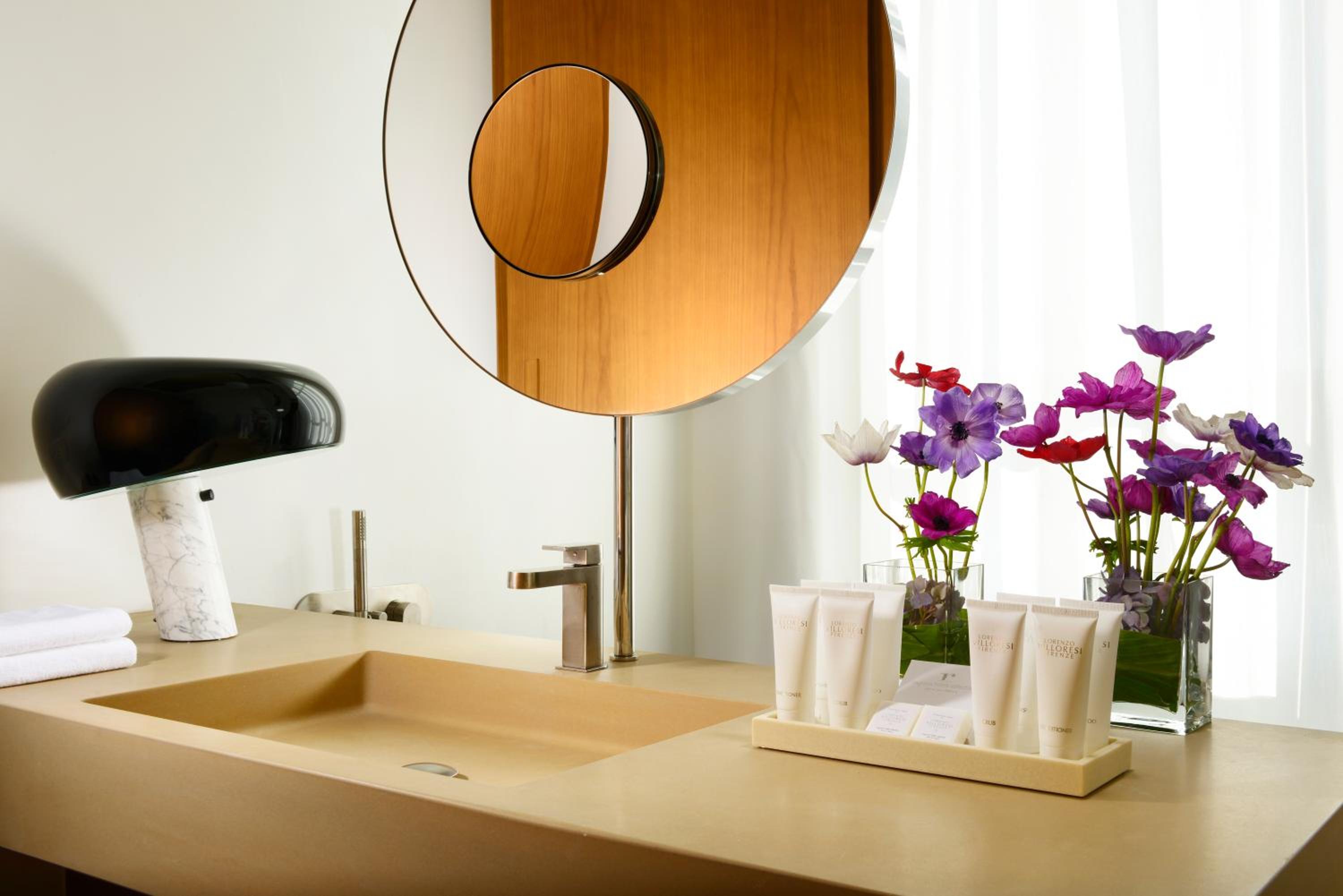 Noble Suite photo 3