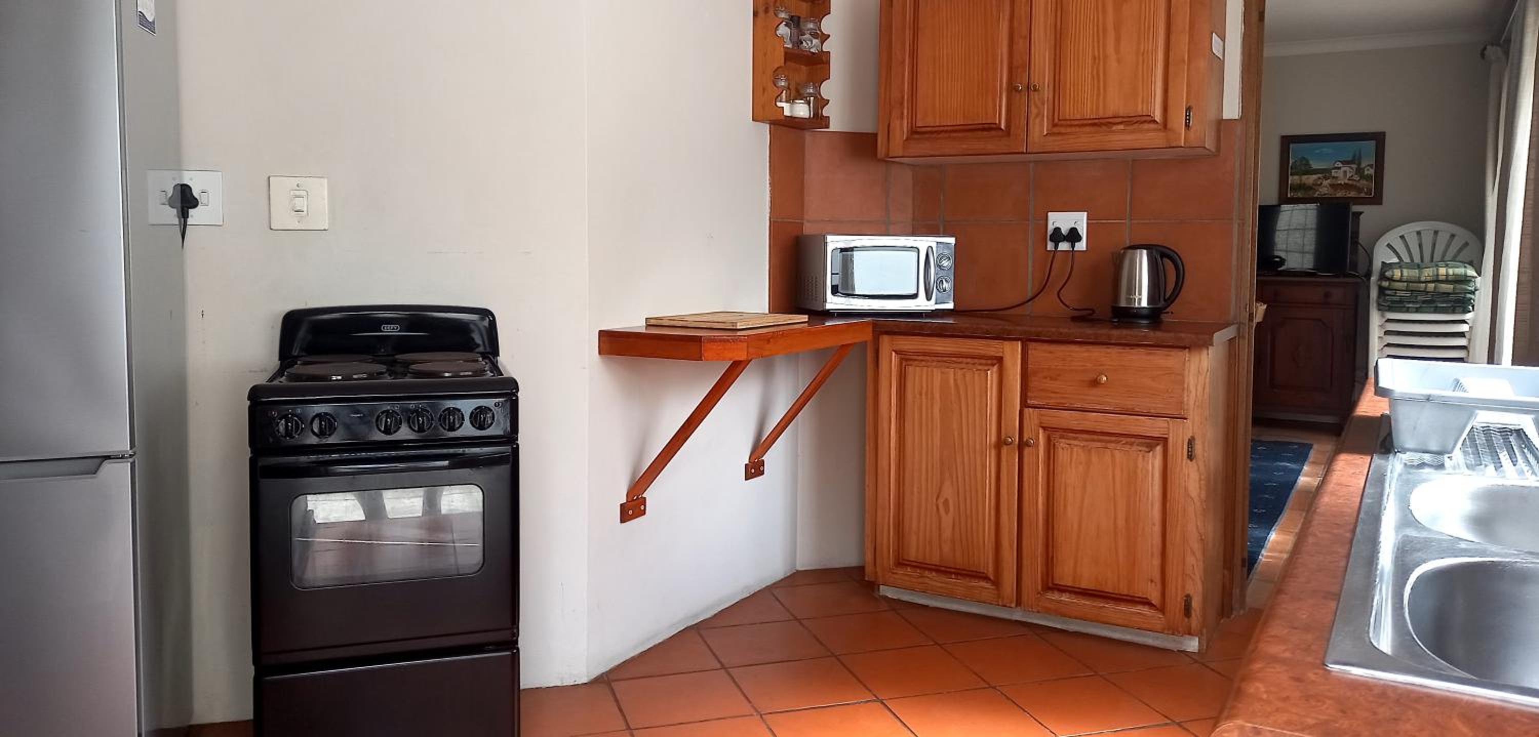 Suite - Photo 24