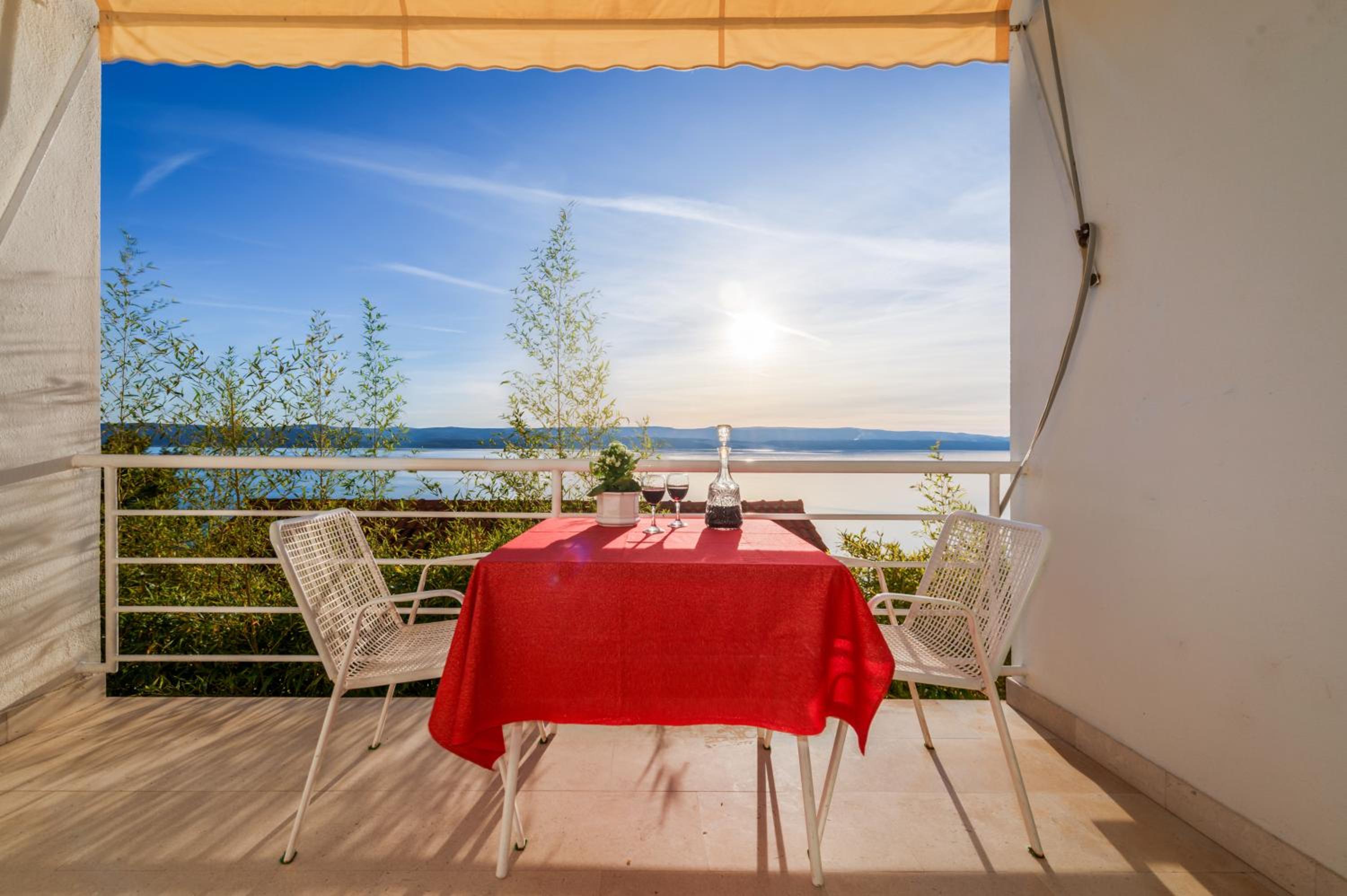 Studio with Sea View
