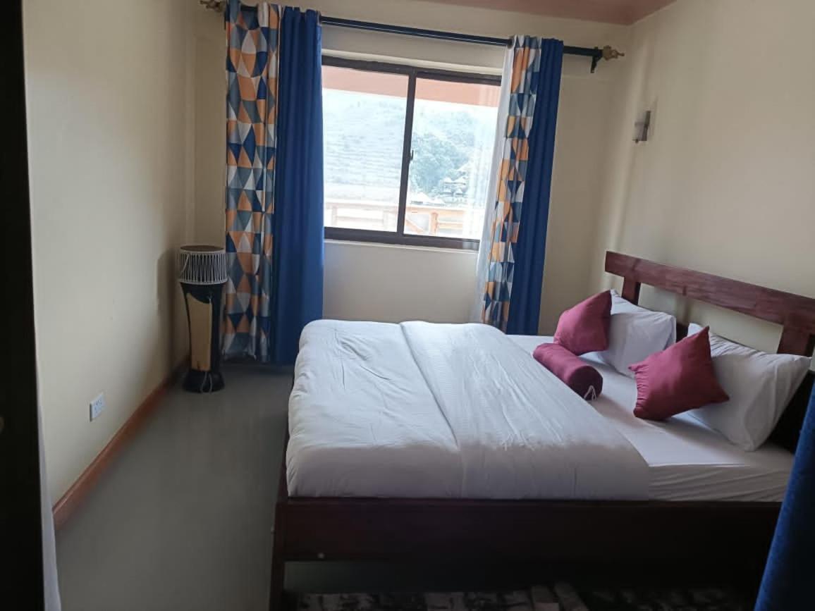 Double Or Twin Room With Lake View photo 2